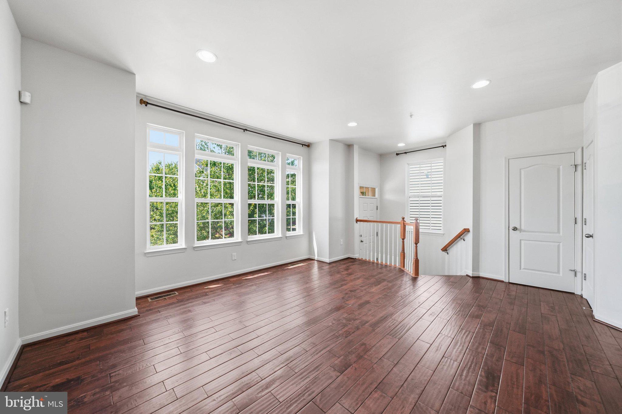 EMERSON - Residential