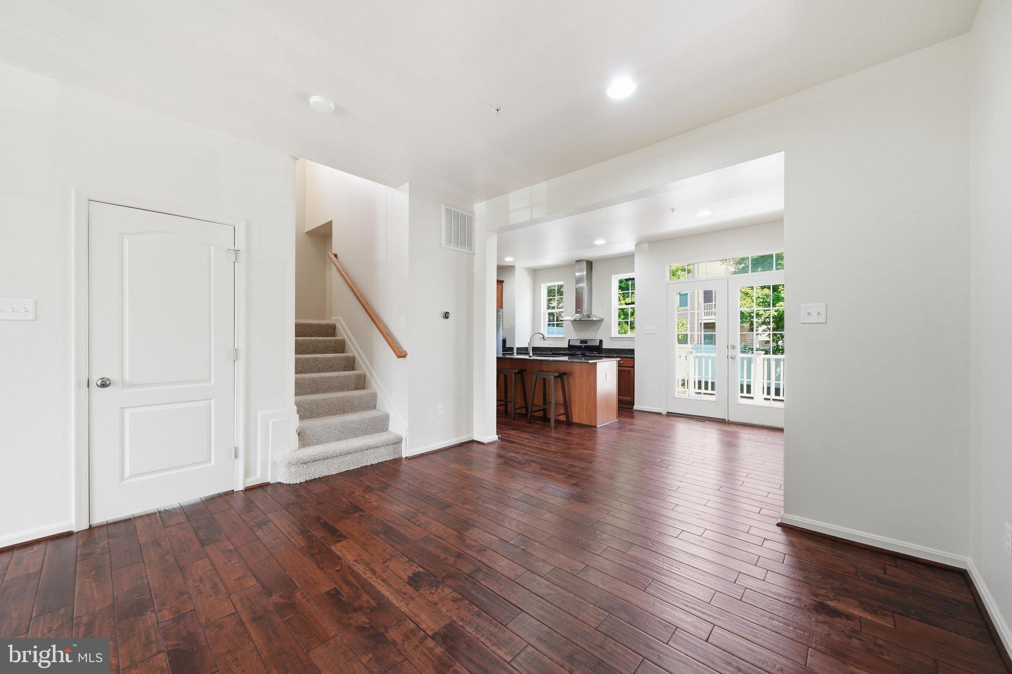 EMERSON - Residential