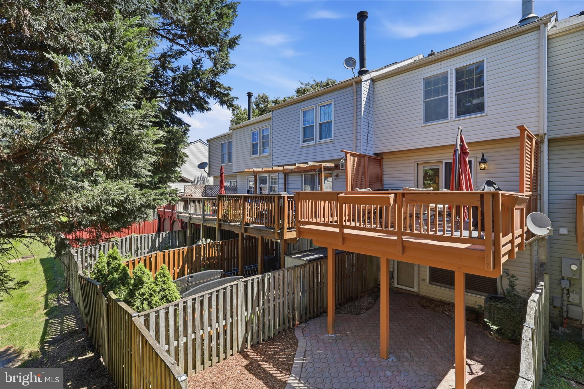 GREEN TRAILS - Residential