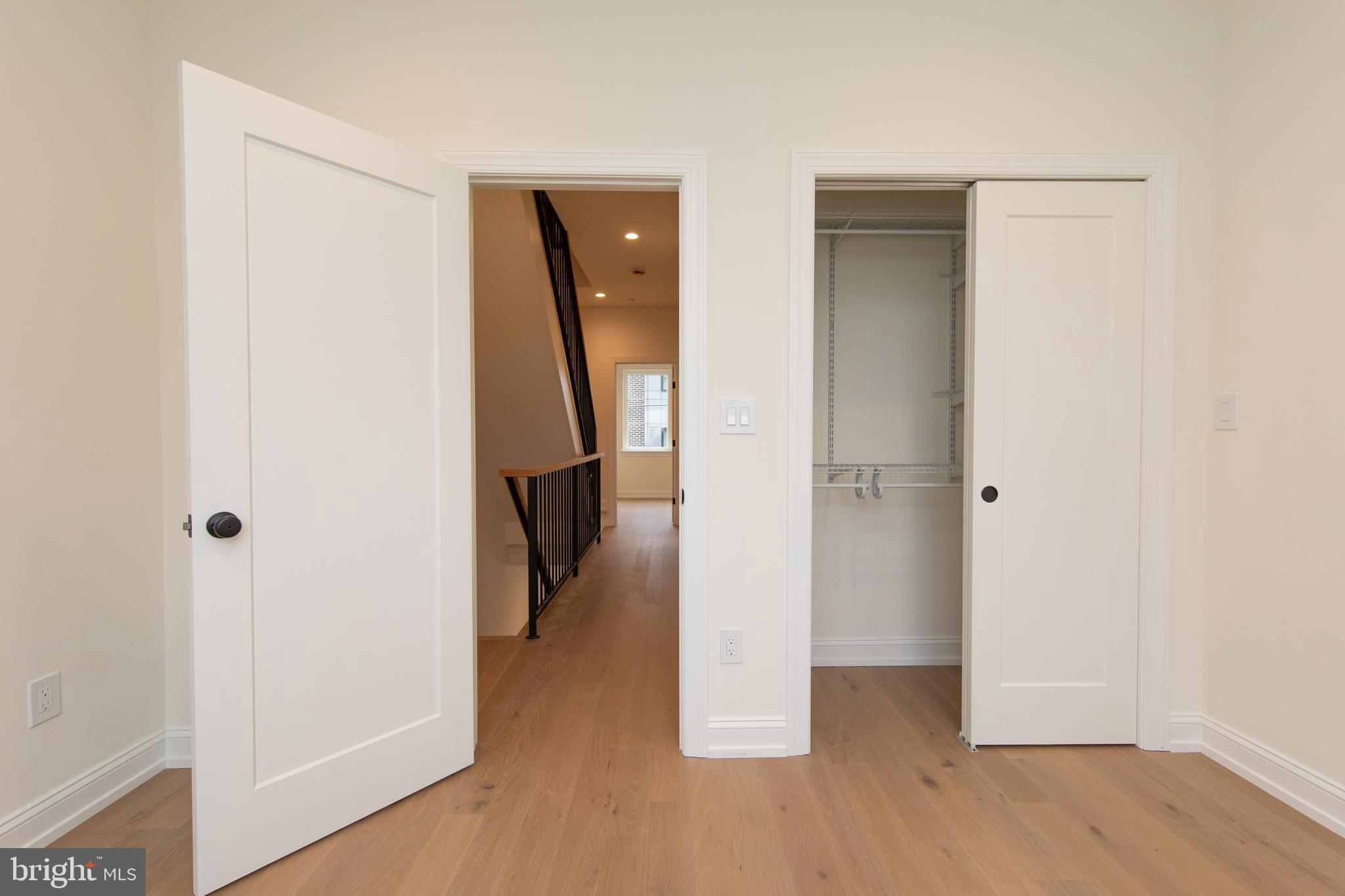POINT BREEZE - Residential