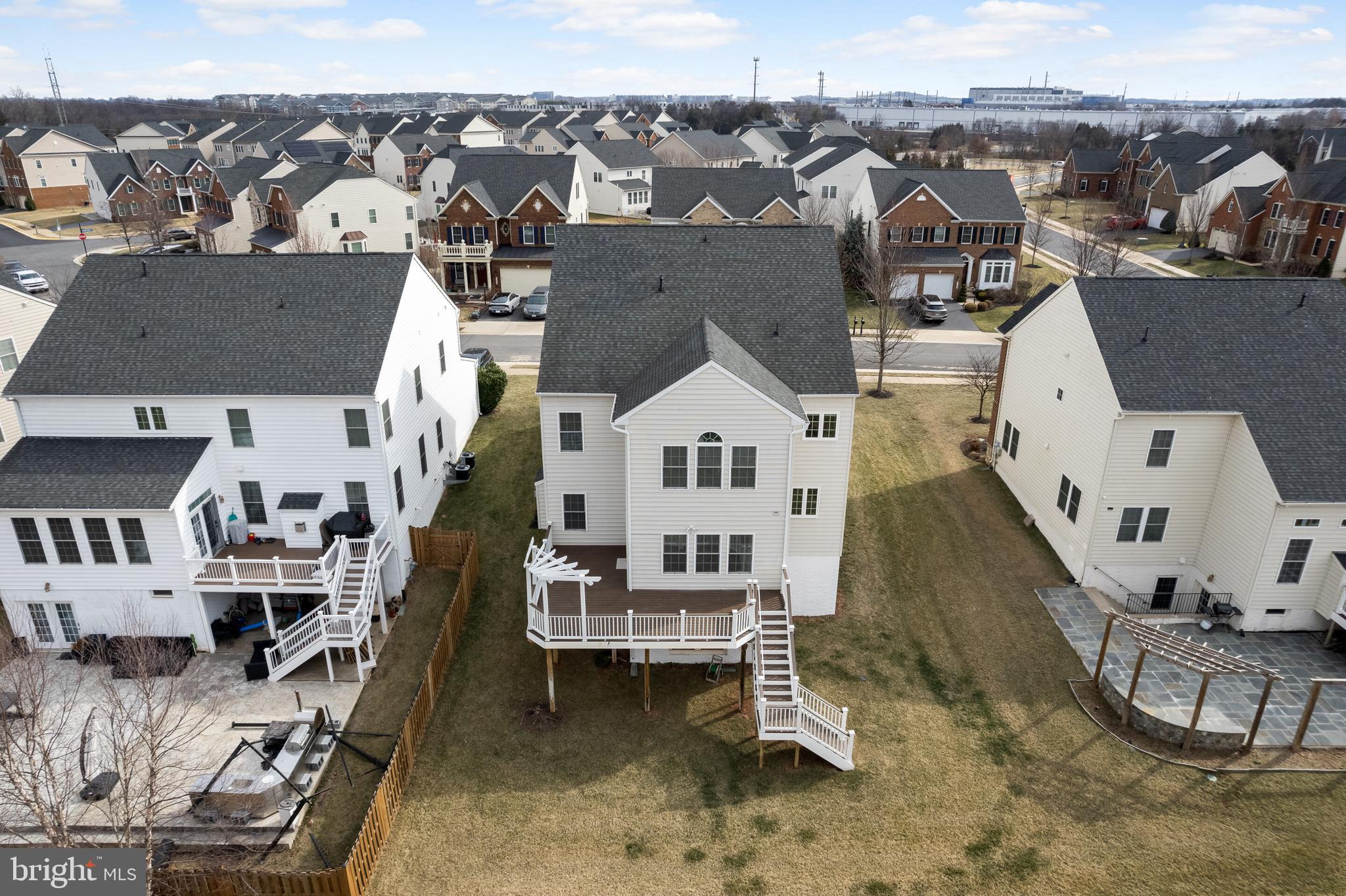 STONEGATE - Residential Lease