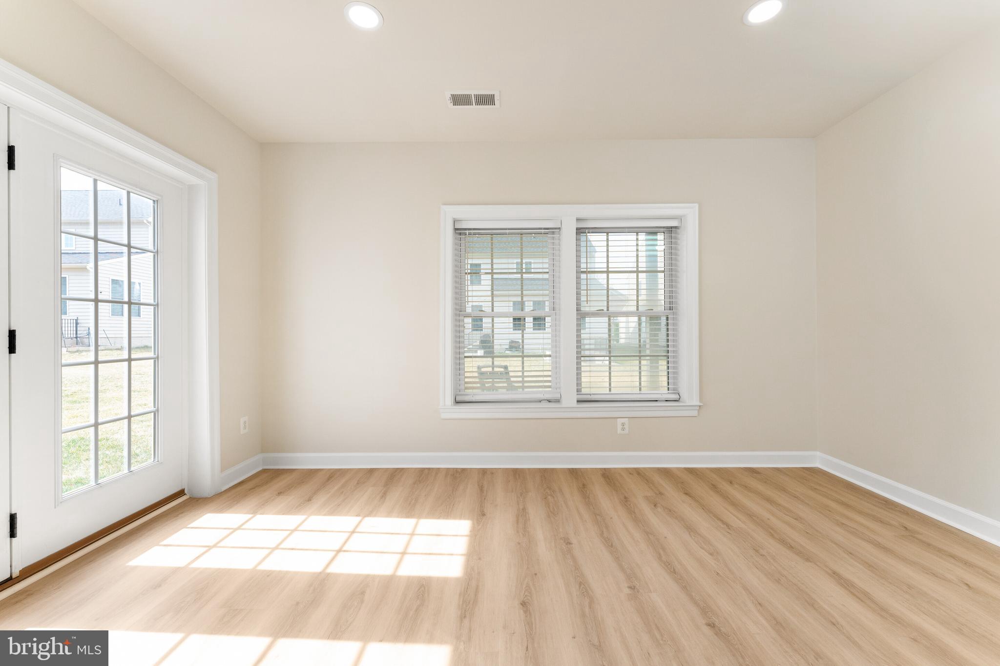 STONEGATE - Residential Lease