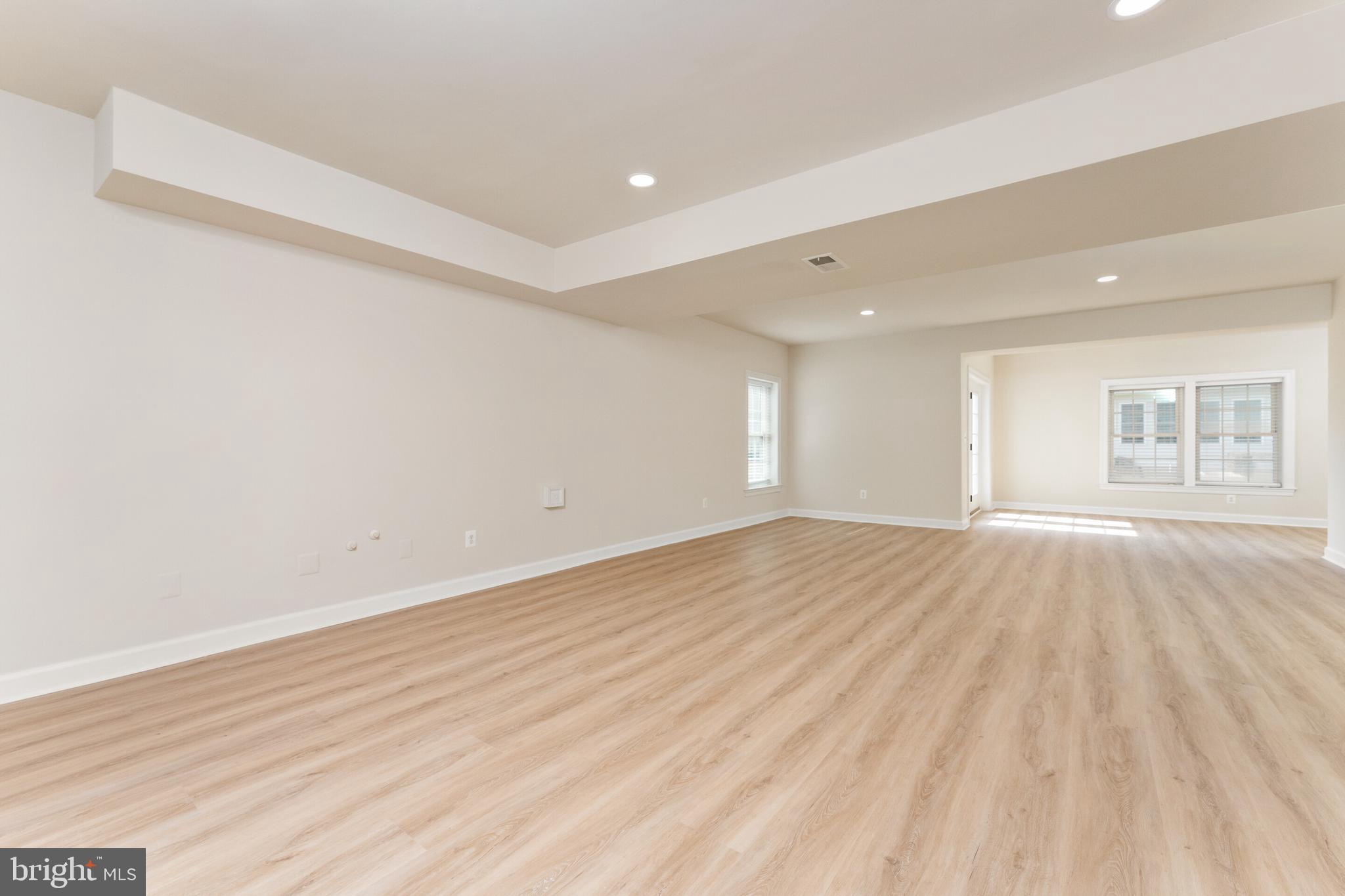 STONEGATE - Residential Lease