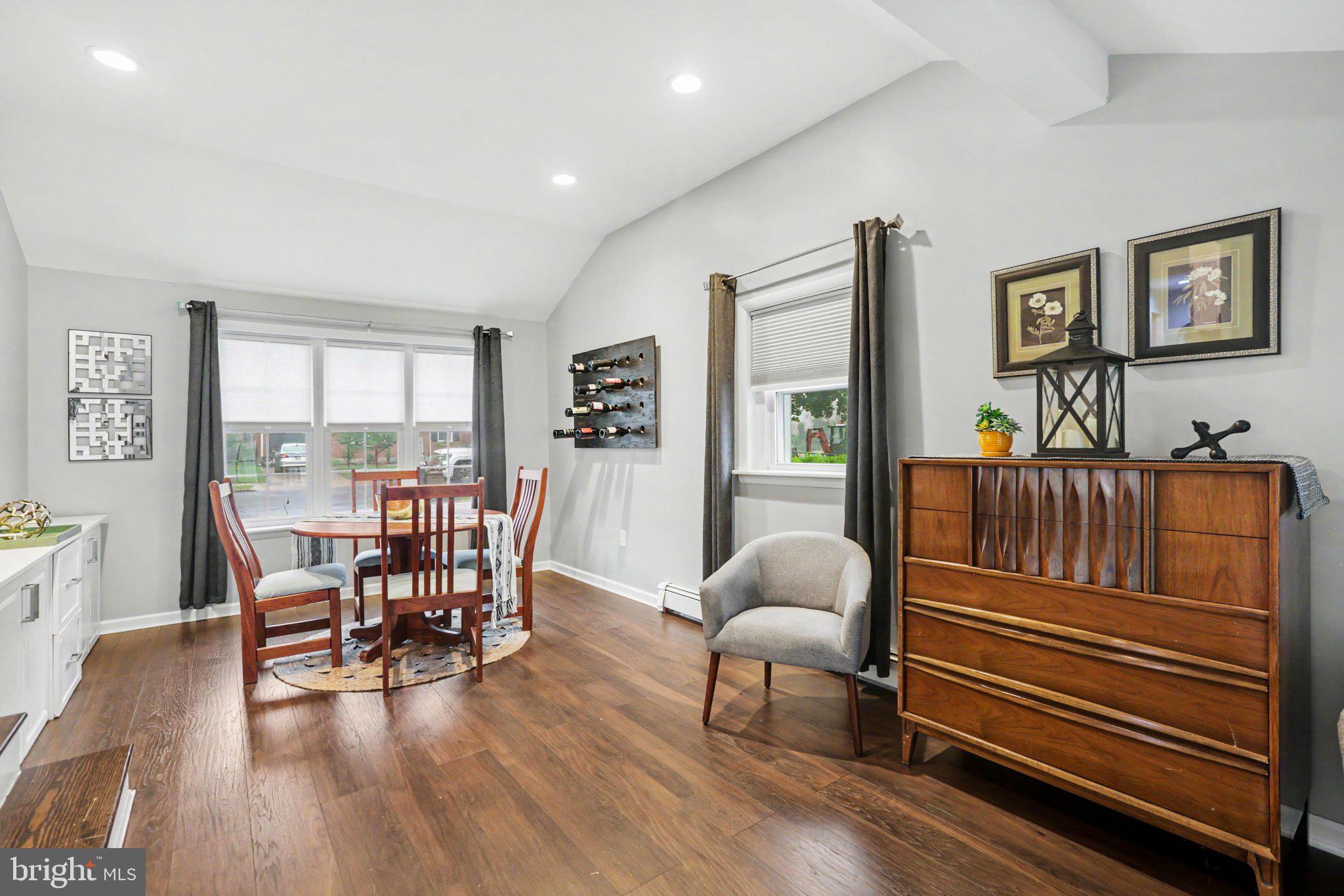 COLLEGE PARK - Residential