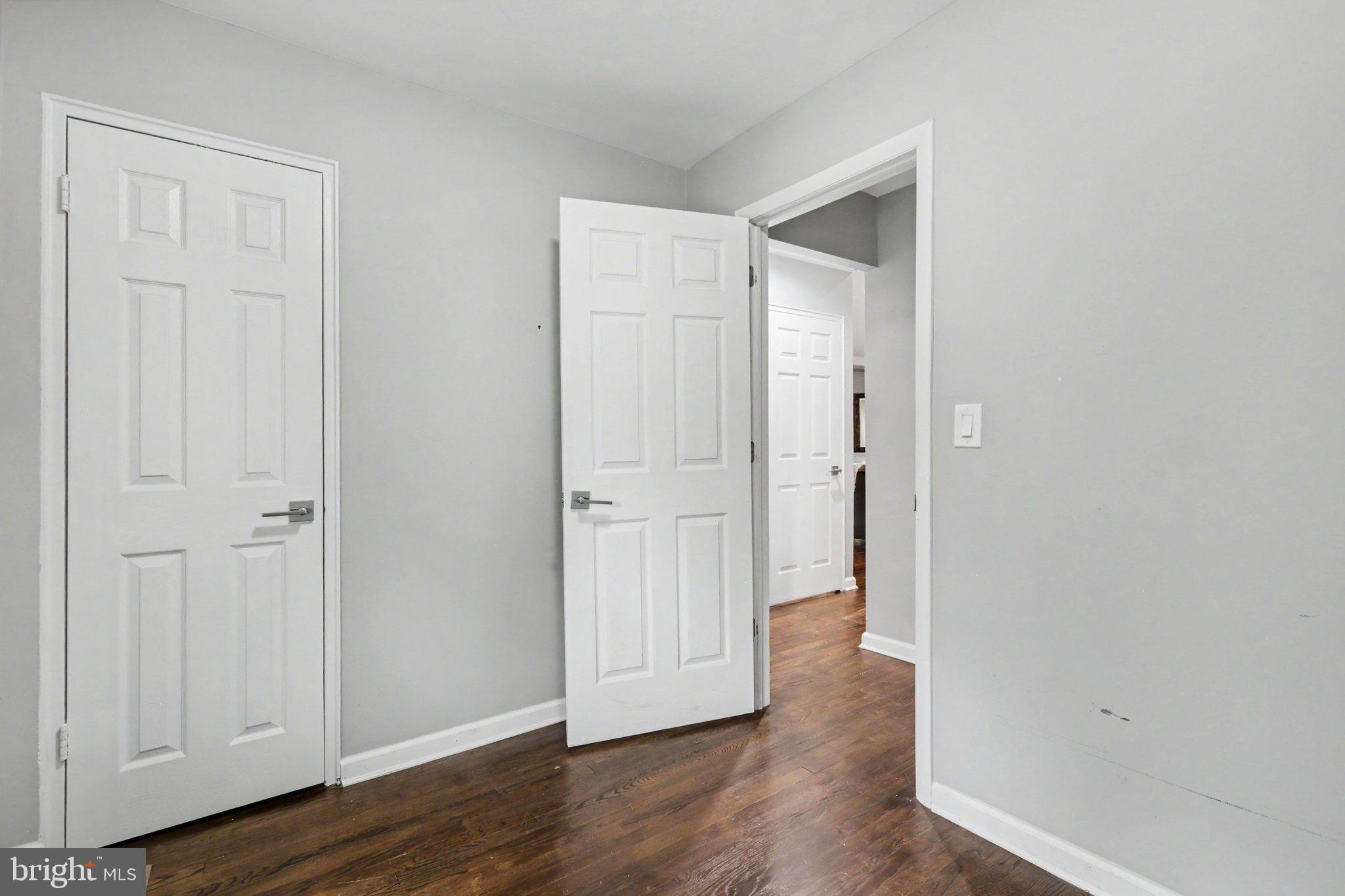 COLLEGE PARK - Residential
