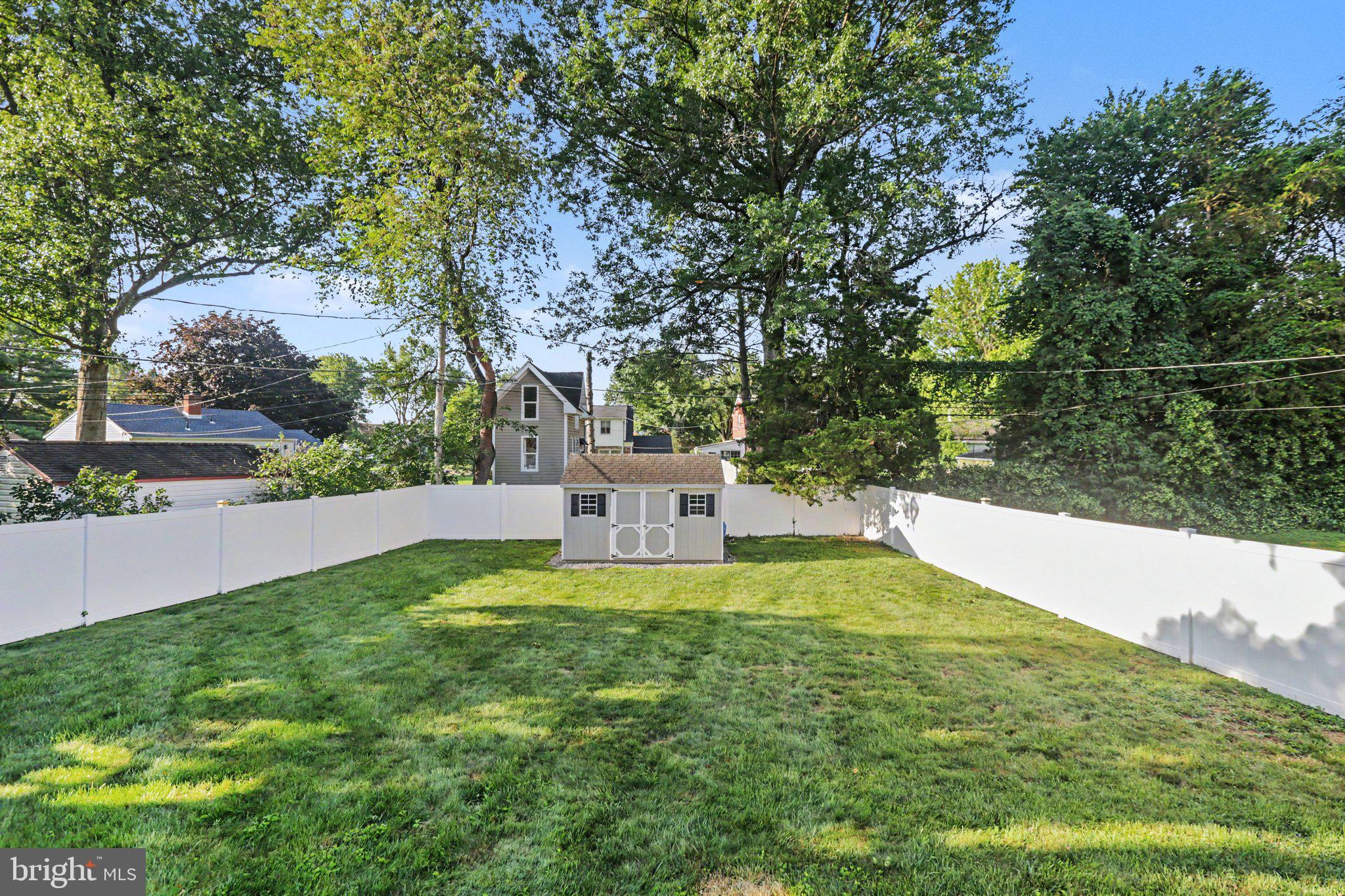 COLLEGE PARK - Residential