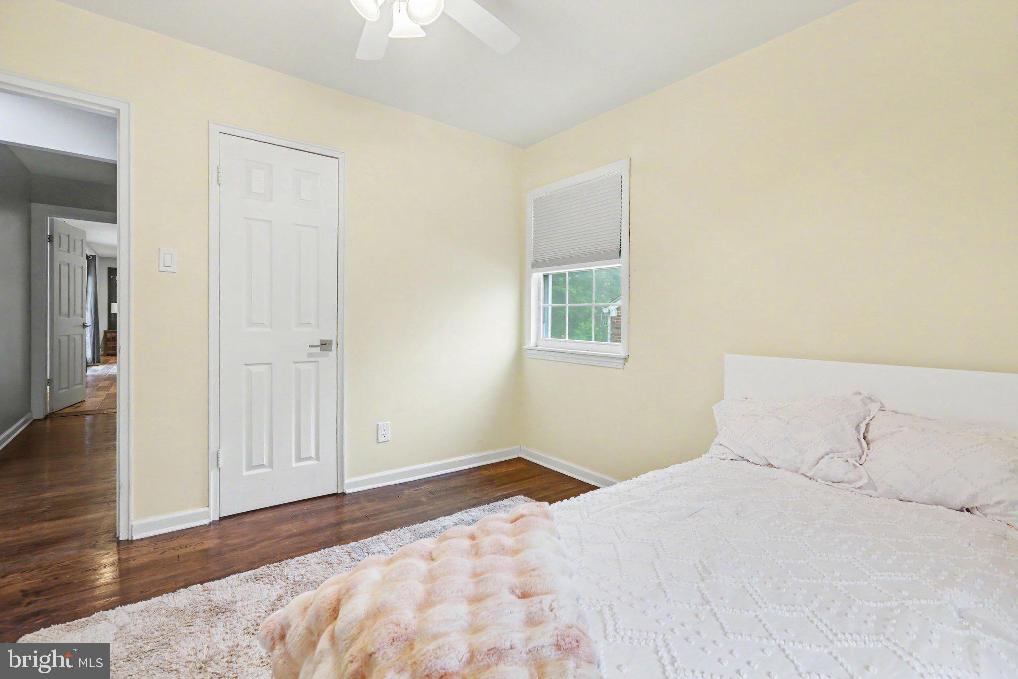 COLLEGE PARK - Residential