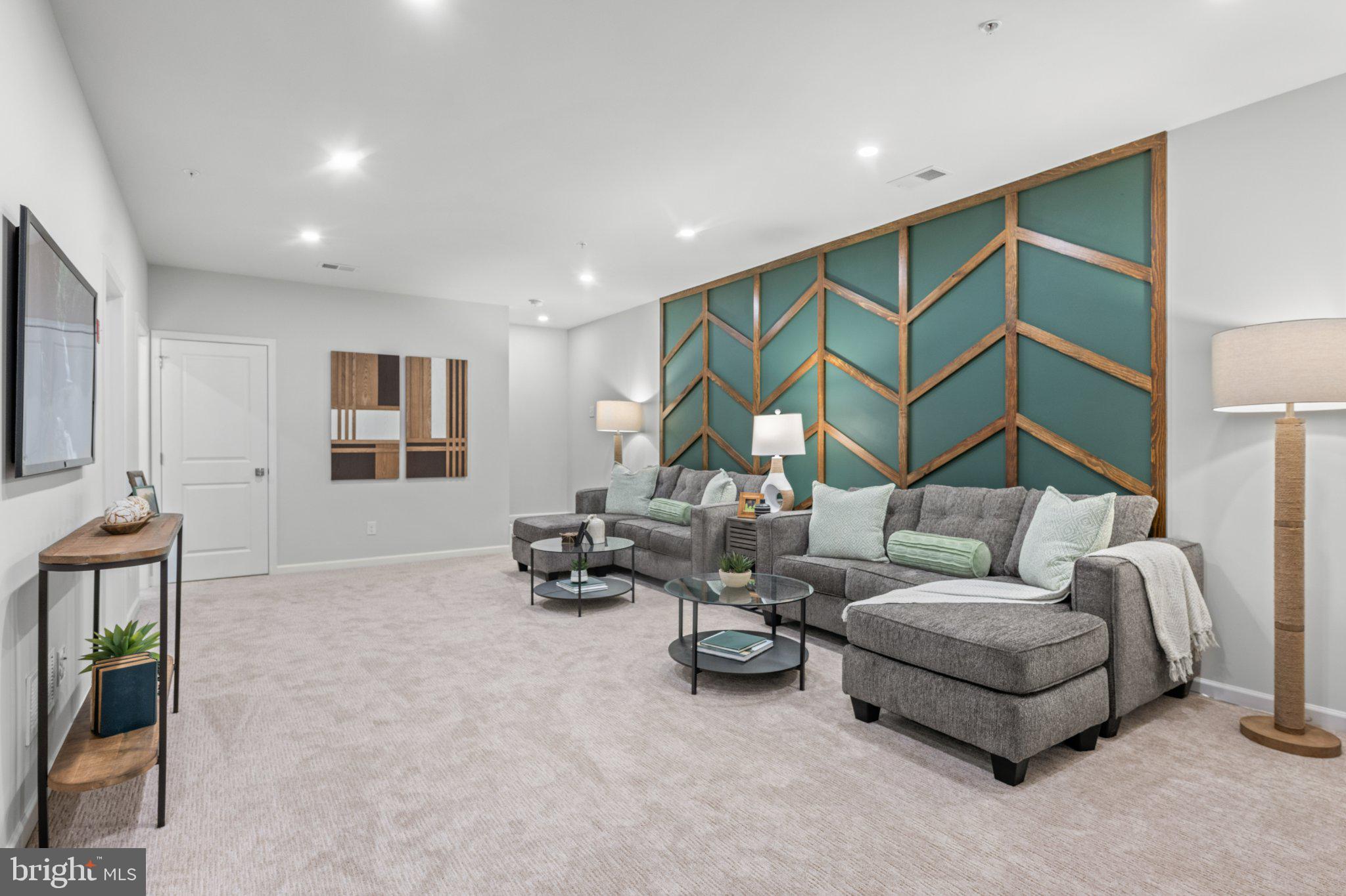 ALDERWOOD RUN - Residential