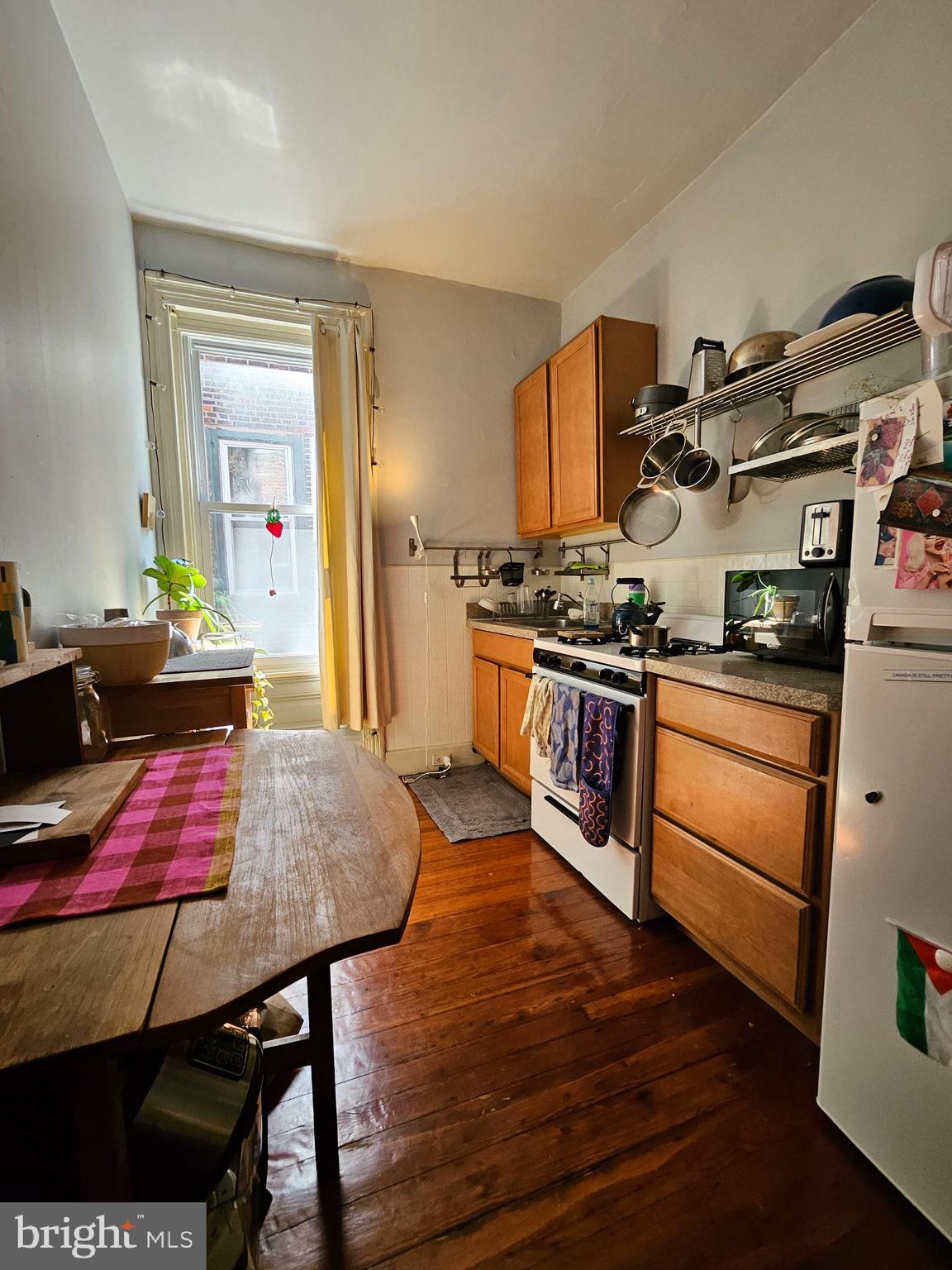 FAIRMOUNT - Residential Income