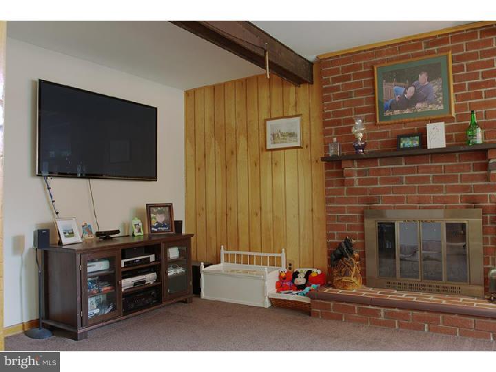 WHITFORD HILL - Residential