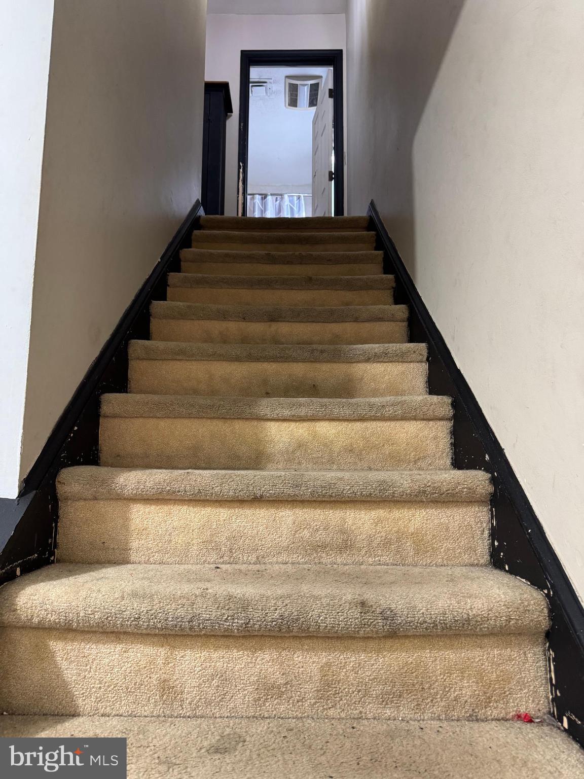 PEMBROKE HILLS - Residential