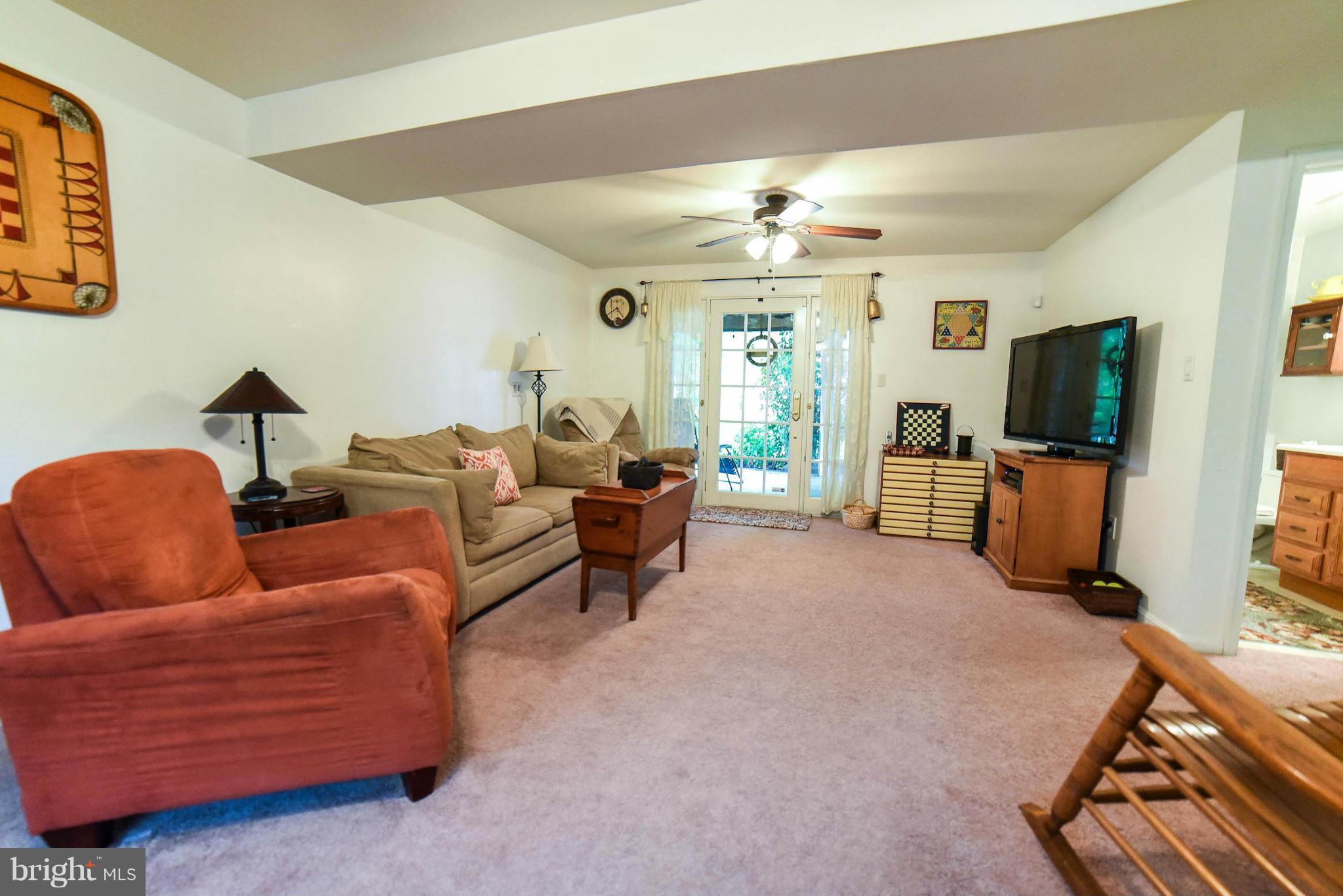 BEVERLY ESTATES - Residential