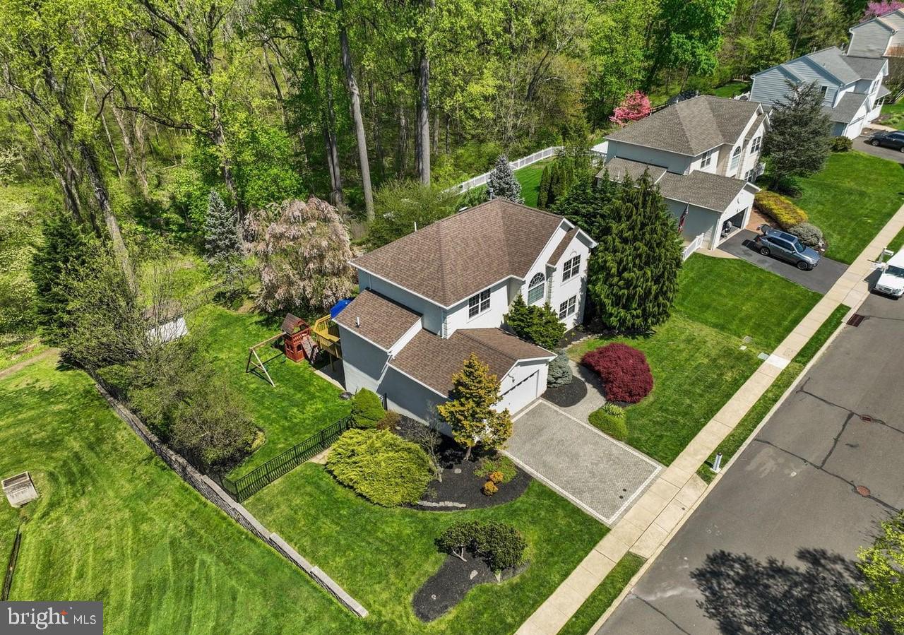 FOX CHASE - Residential