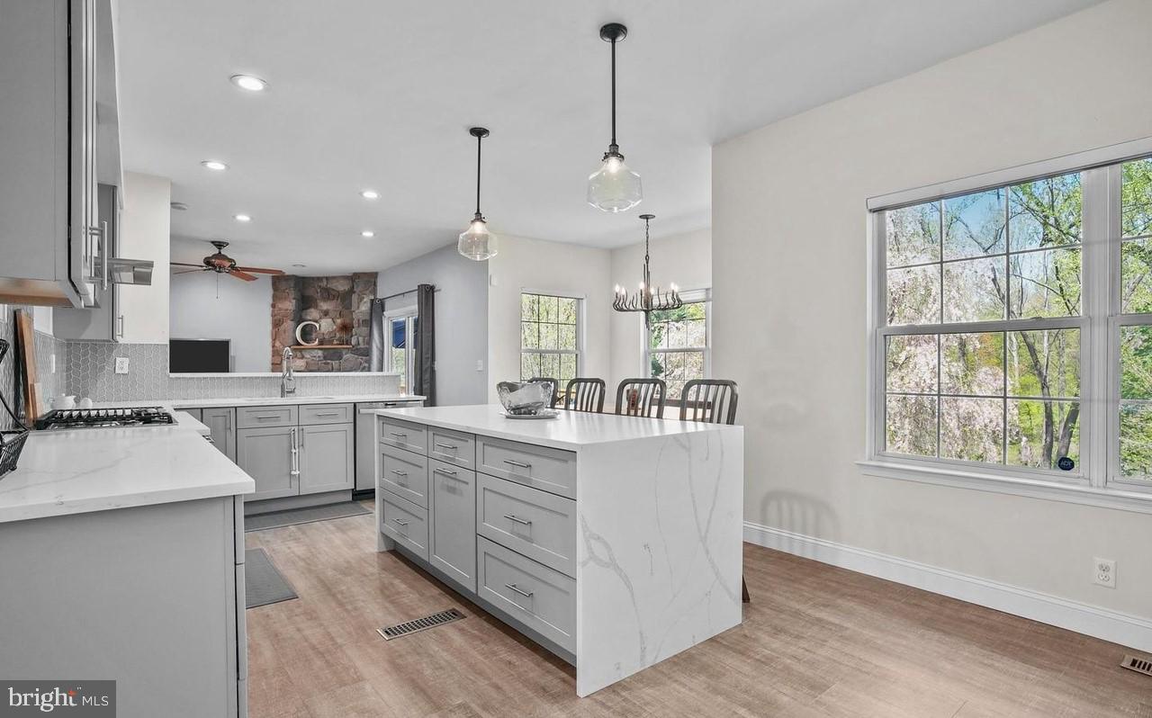 FOX CHASE - Residential