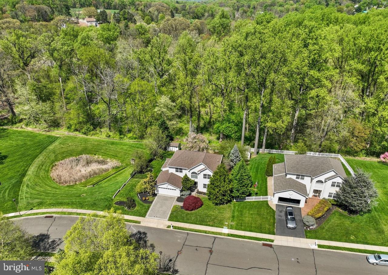 FOX CHASE - Residential