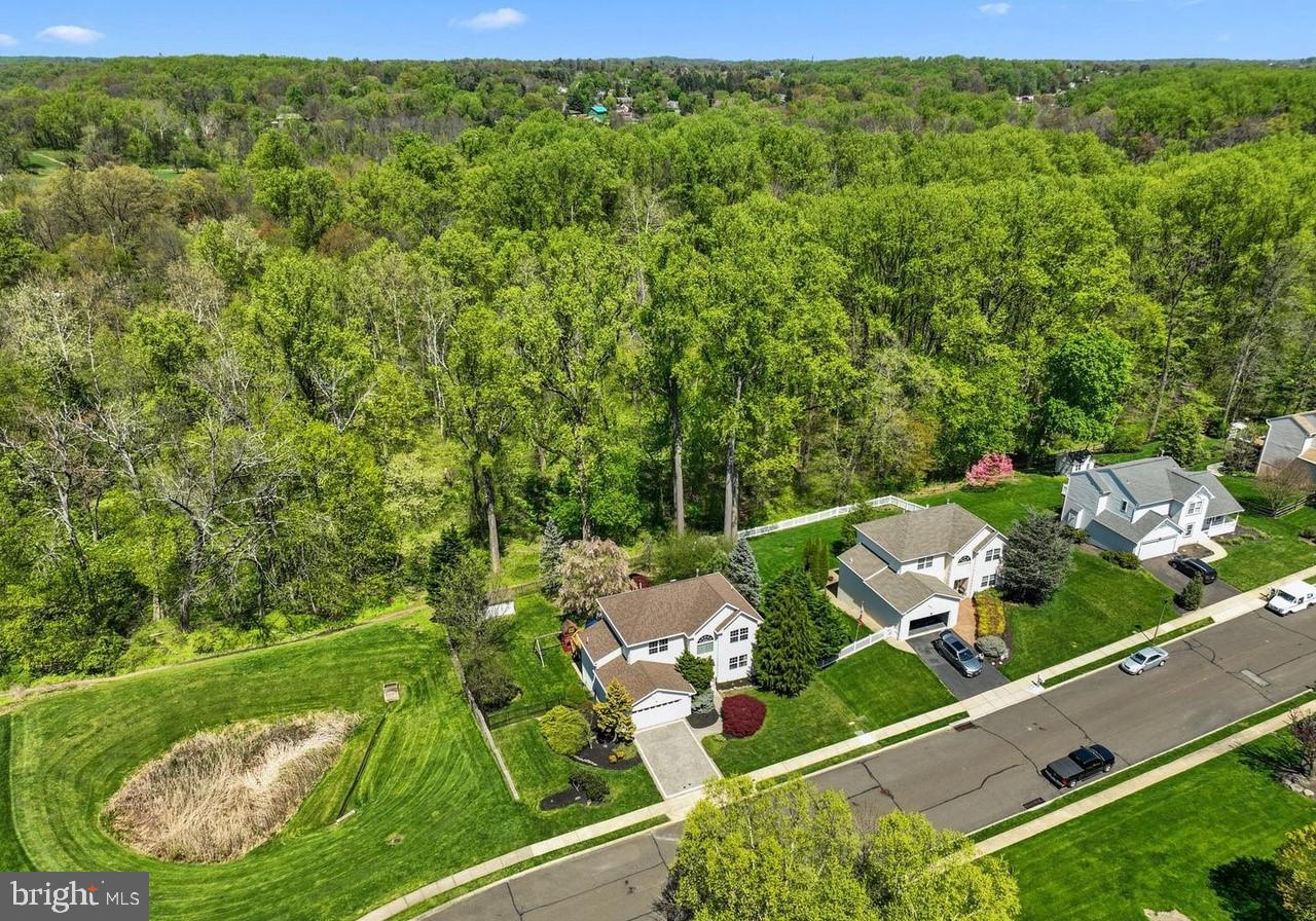 FOX CHASE - Residential