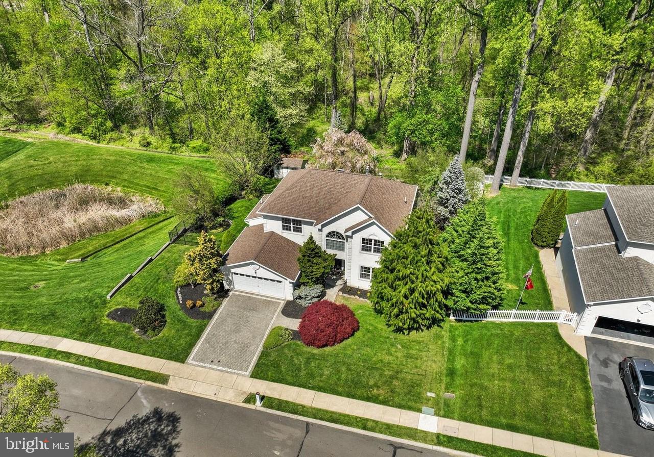 FOX CHASE - Residential