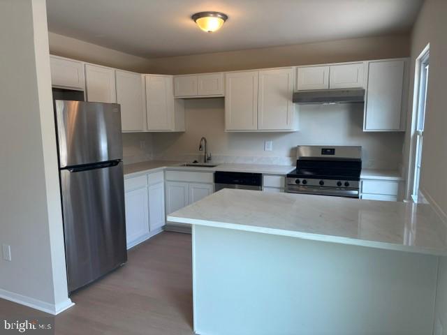 ELIZABETHS LANDING - Residential