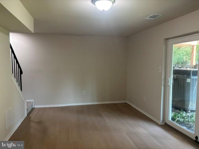 ELIZABETHS LANDING - Residential