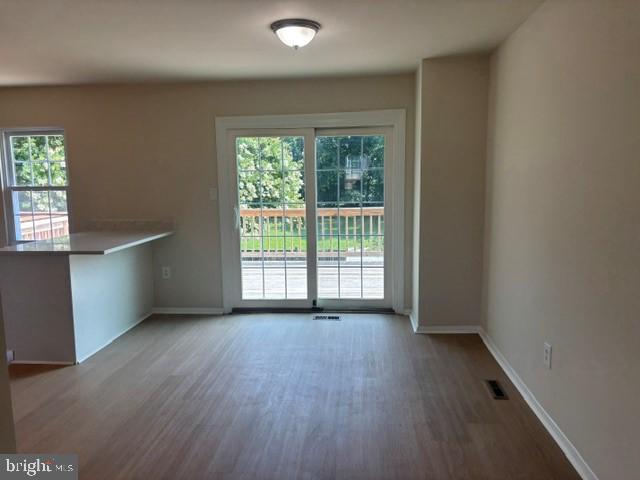 ELIZABETHS LANDING - Residential