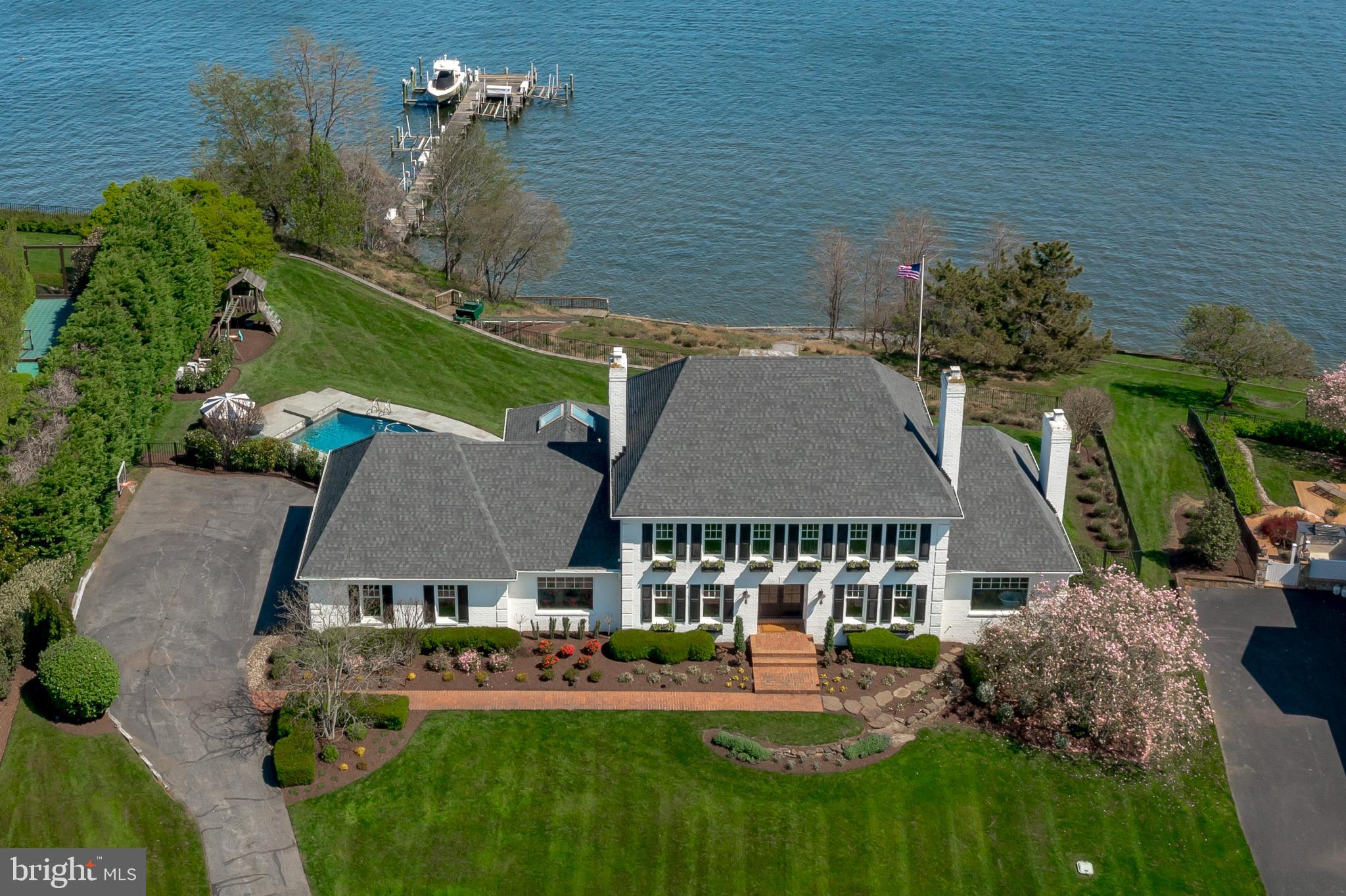 THE DOWNS - Residential