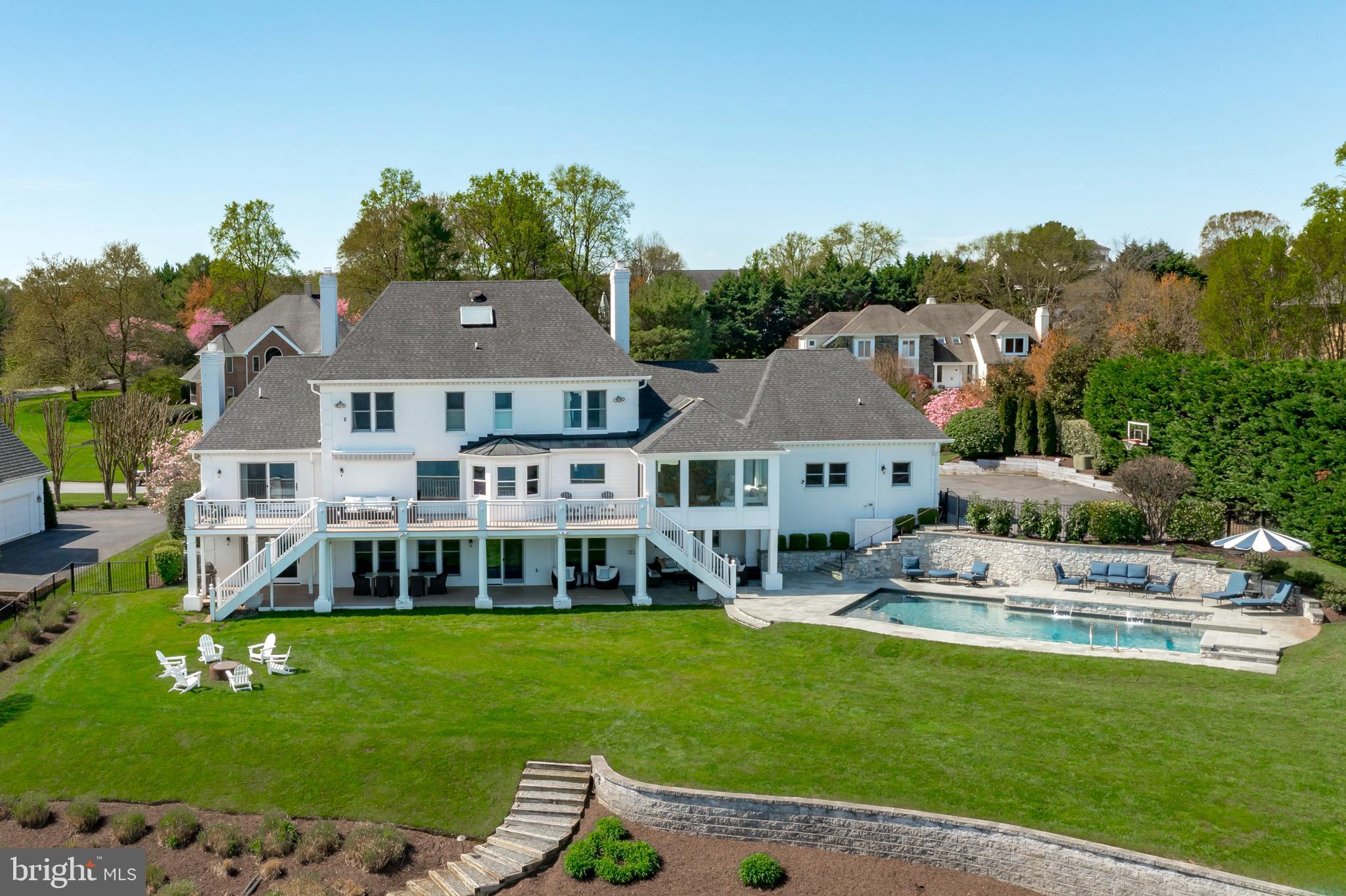 THE DOWNS - Residential