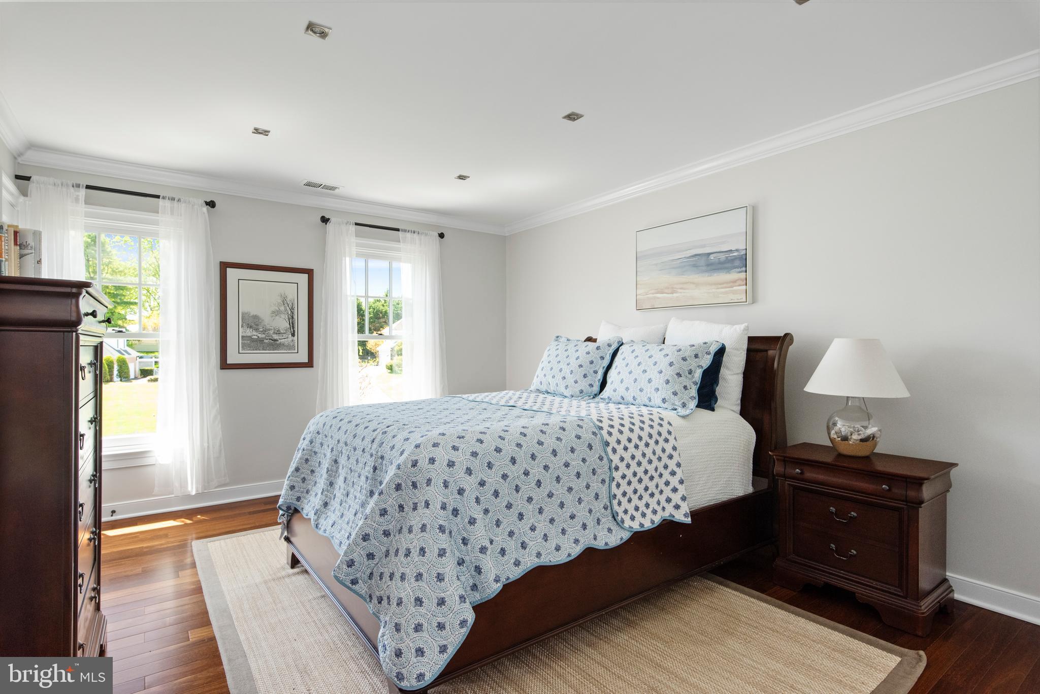 THE DOWNS - Residential