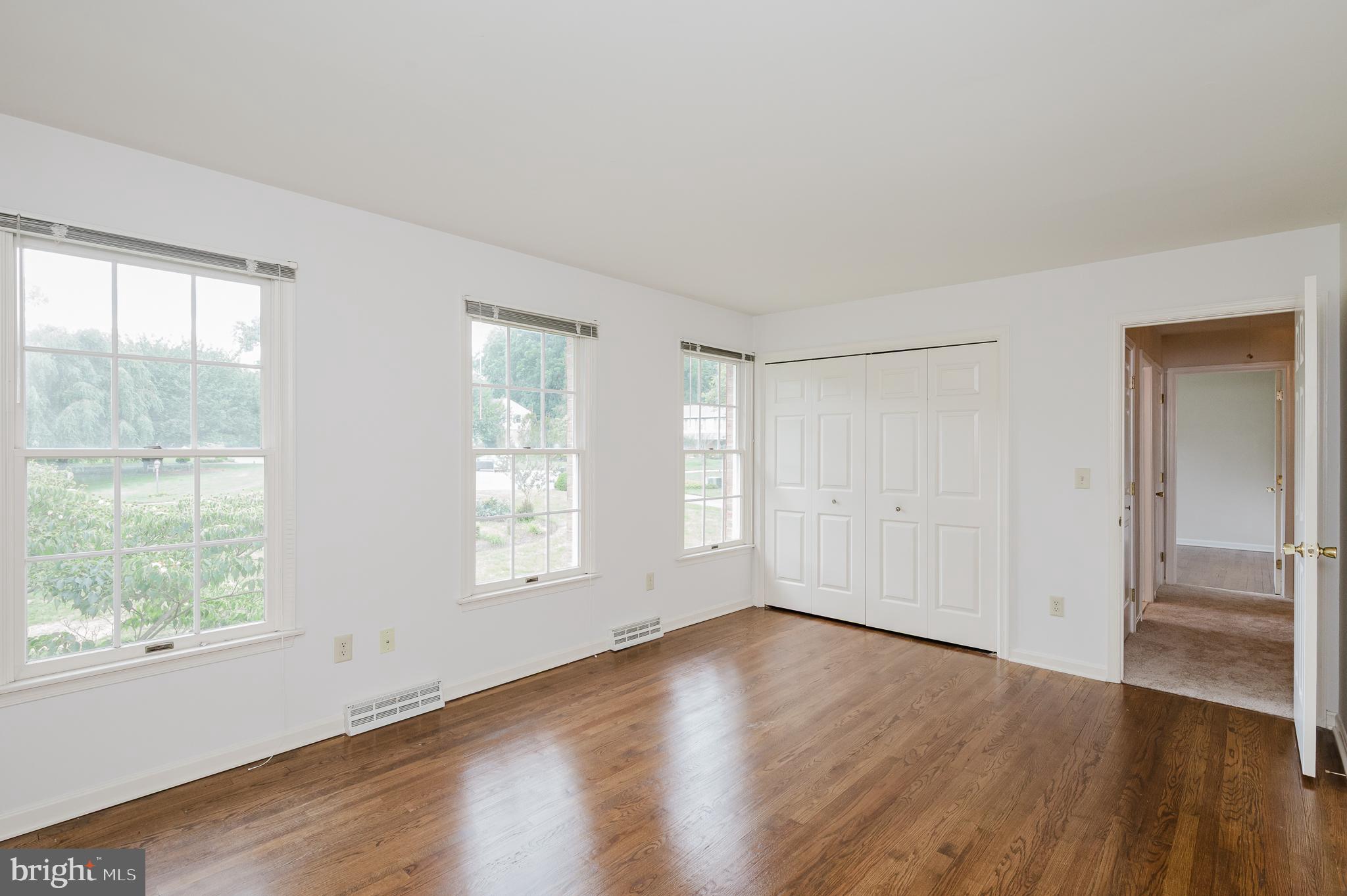 WOODFIELD - Residential