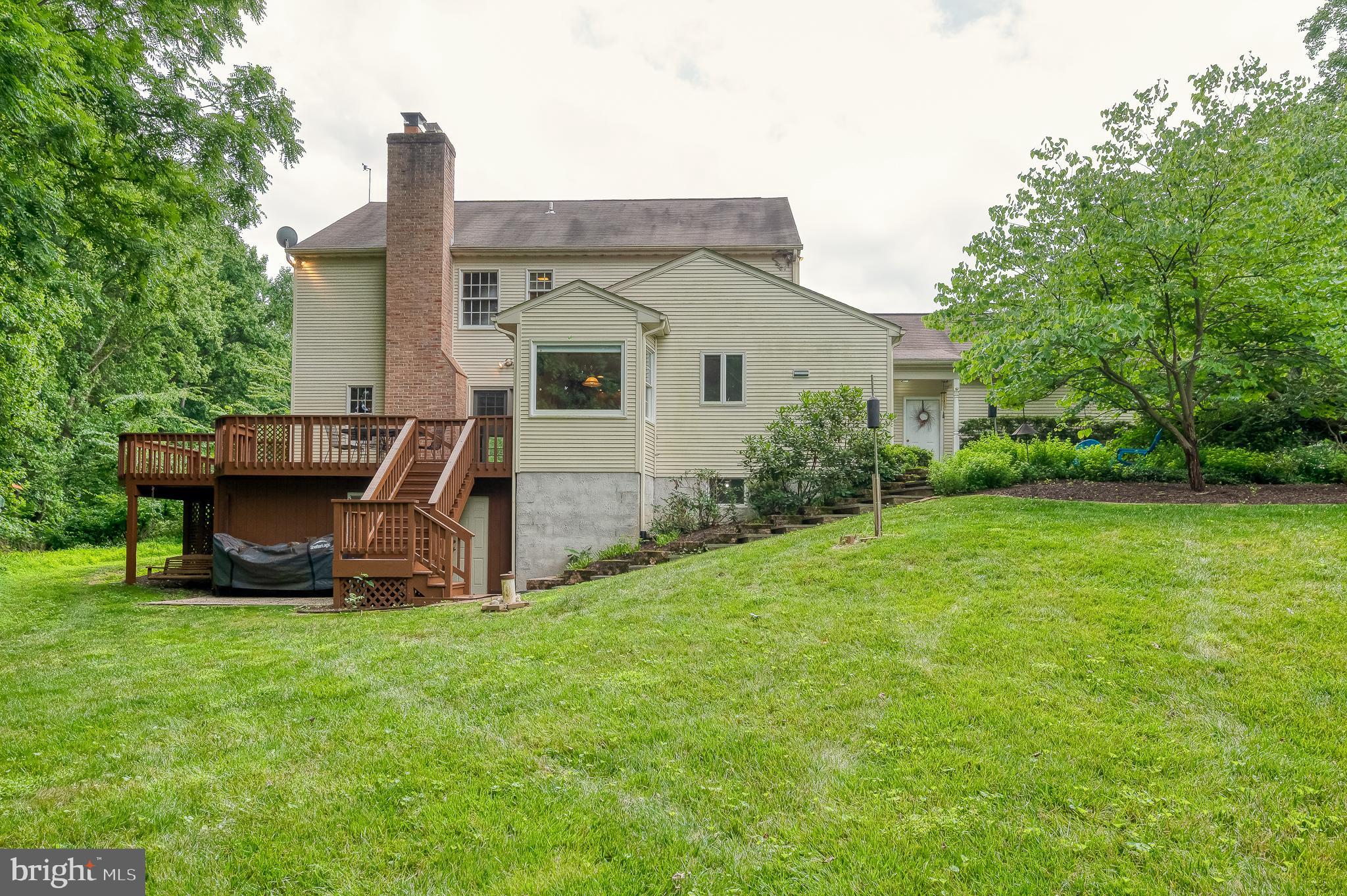 WOODFIELD - Residential