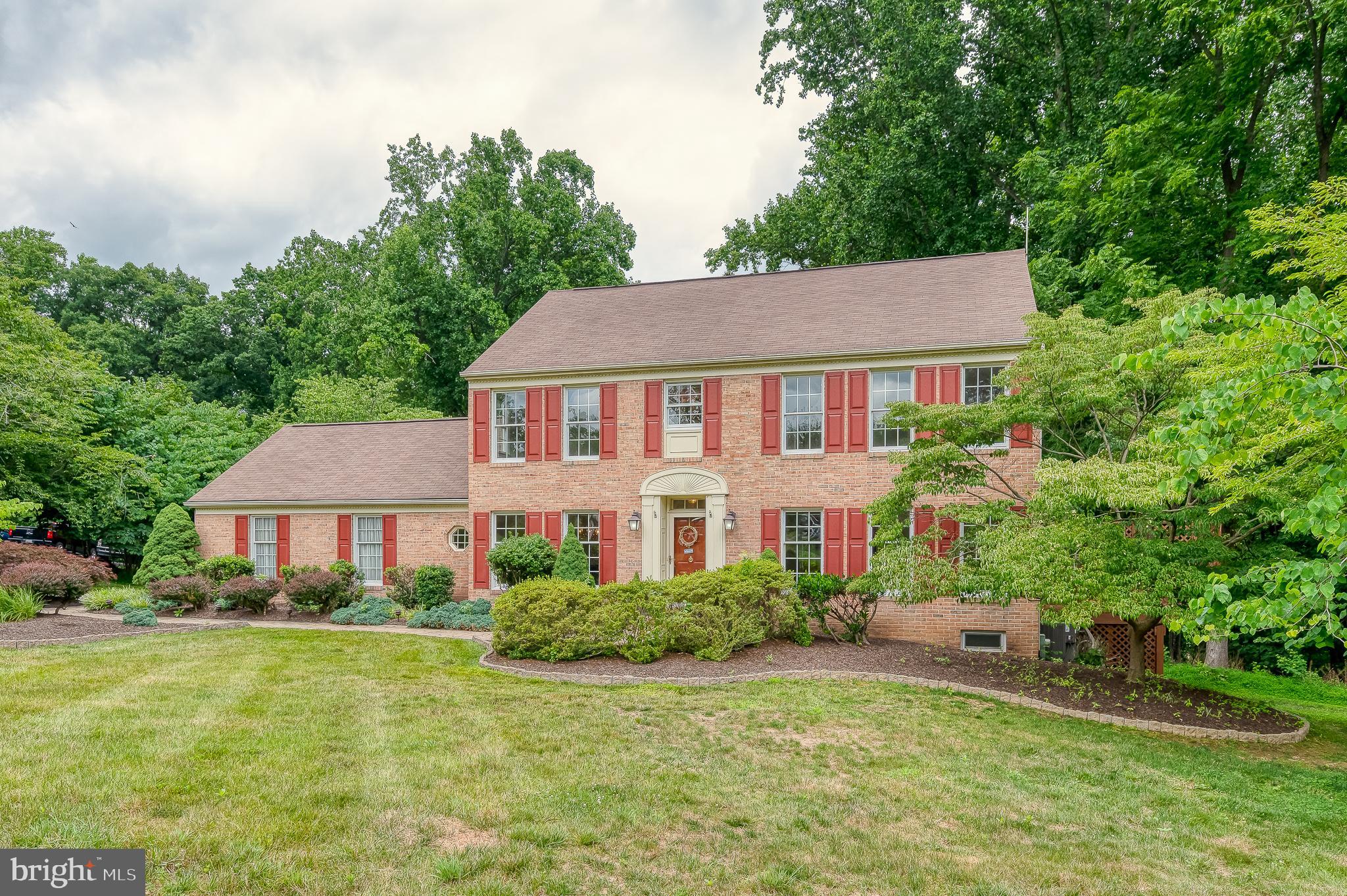 WOODFIELD - Residential