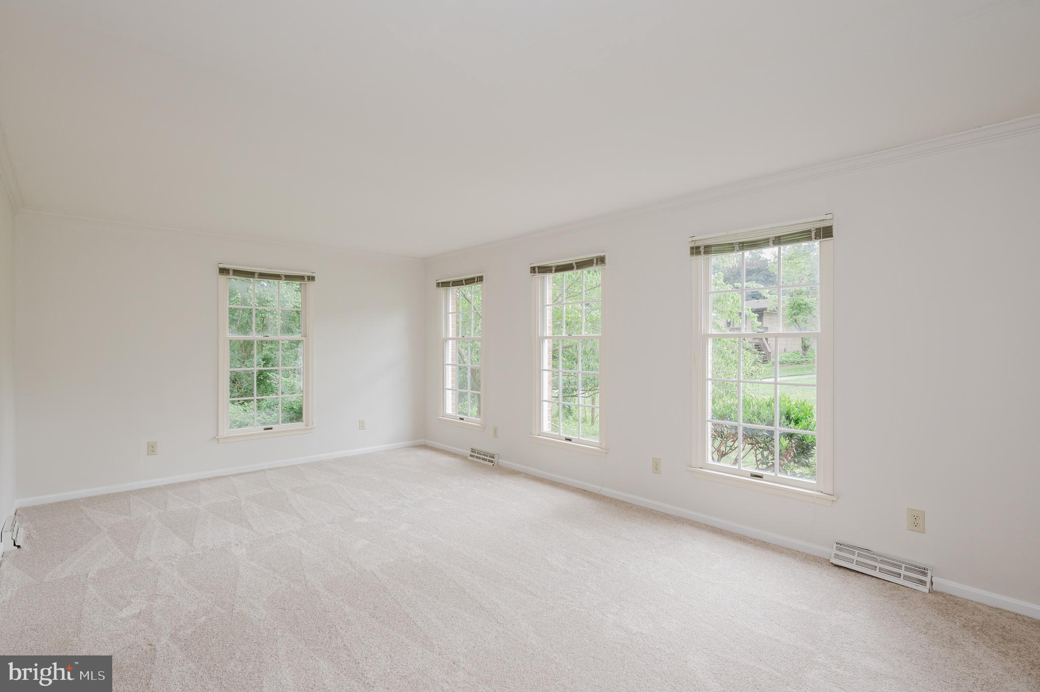 WOODFIELD - Residential