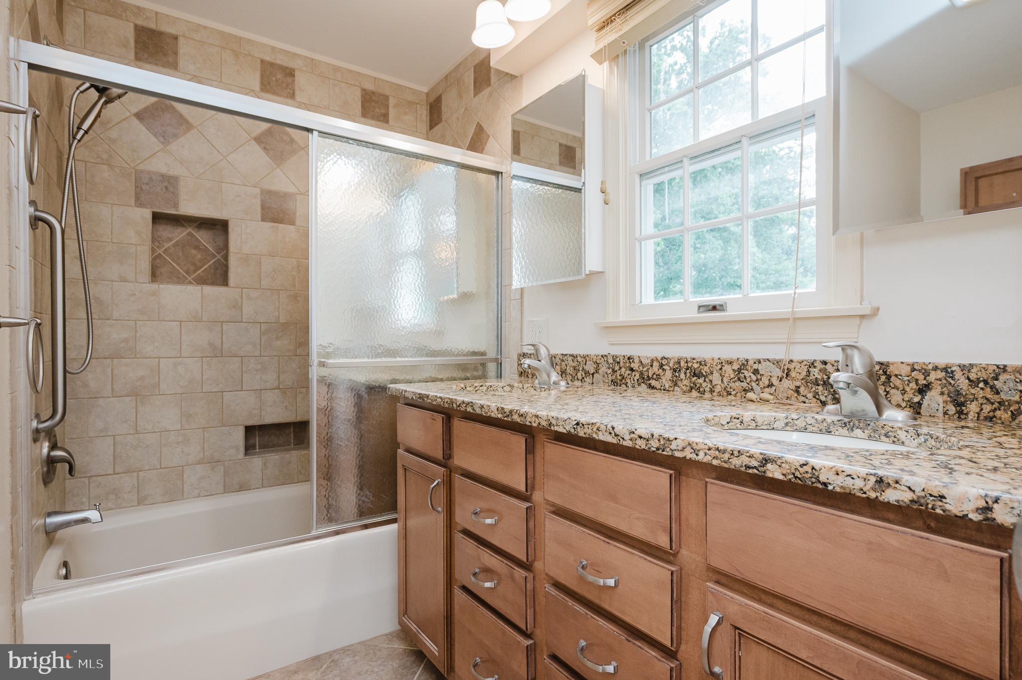 WOODFIELD - Residential