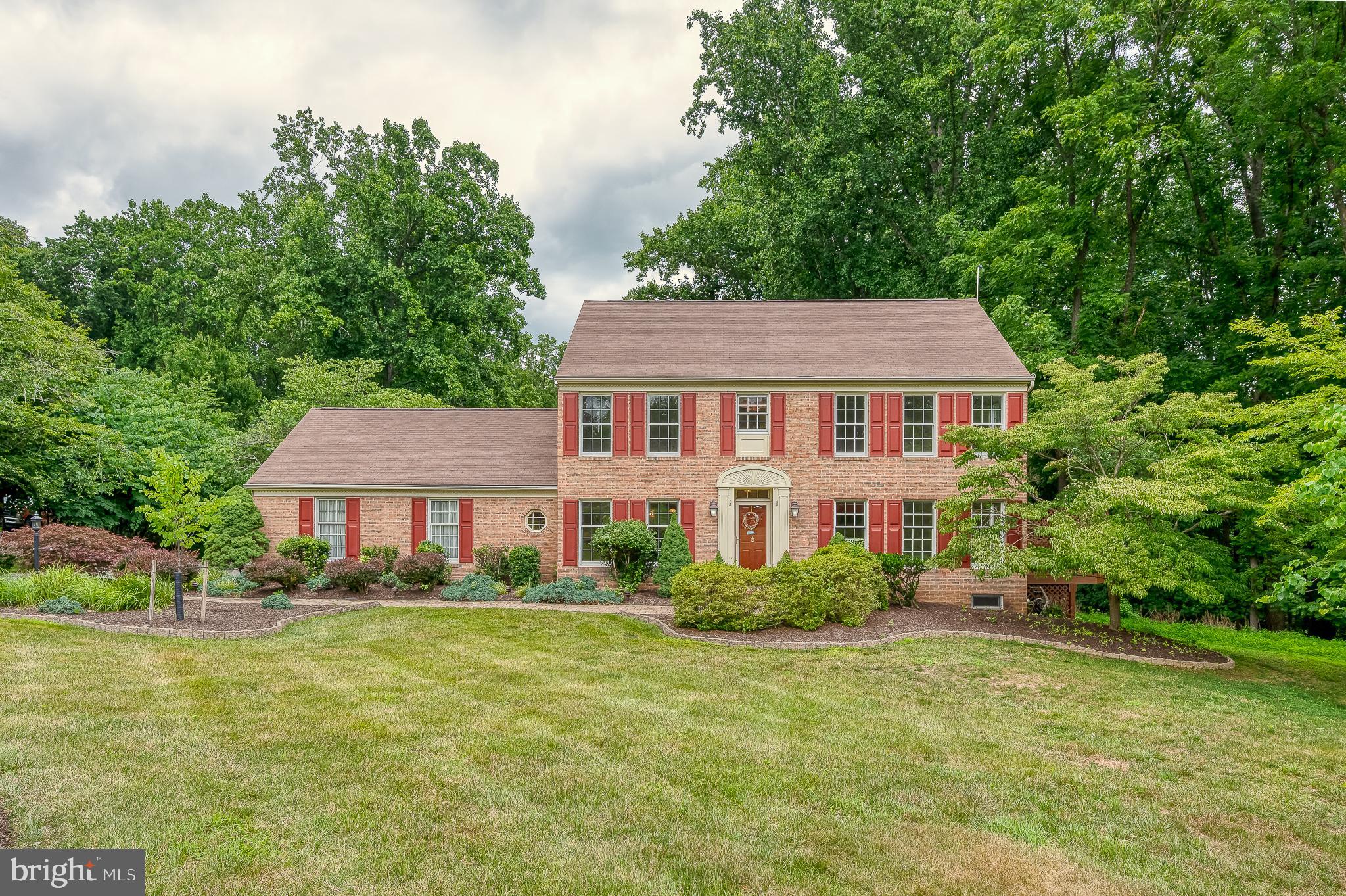 WOODFIELD - Residential