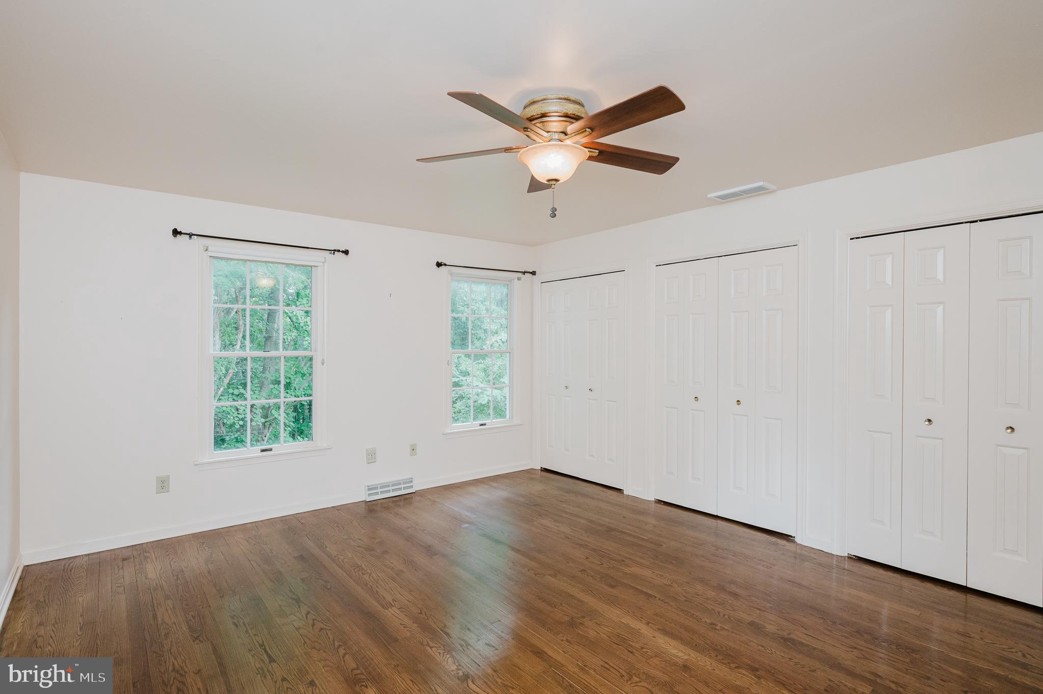 WOODFIELD - Residential