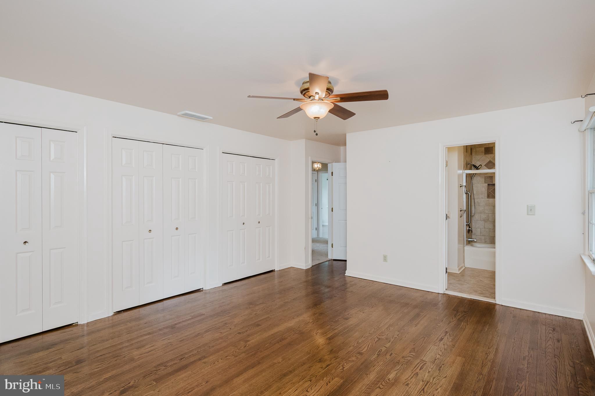 WOODFIELD - Residential