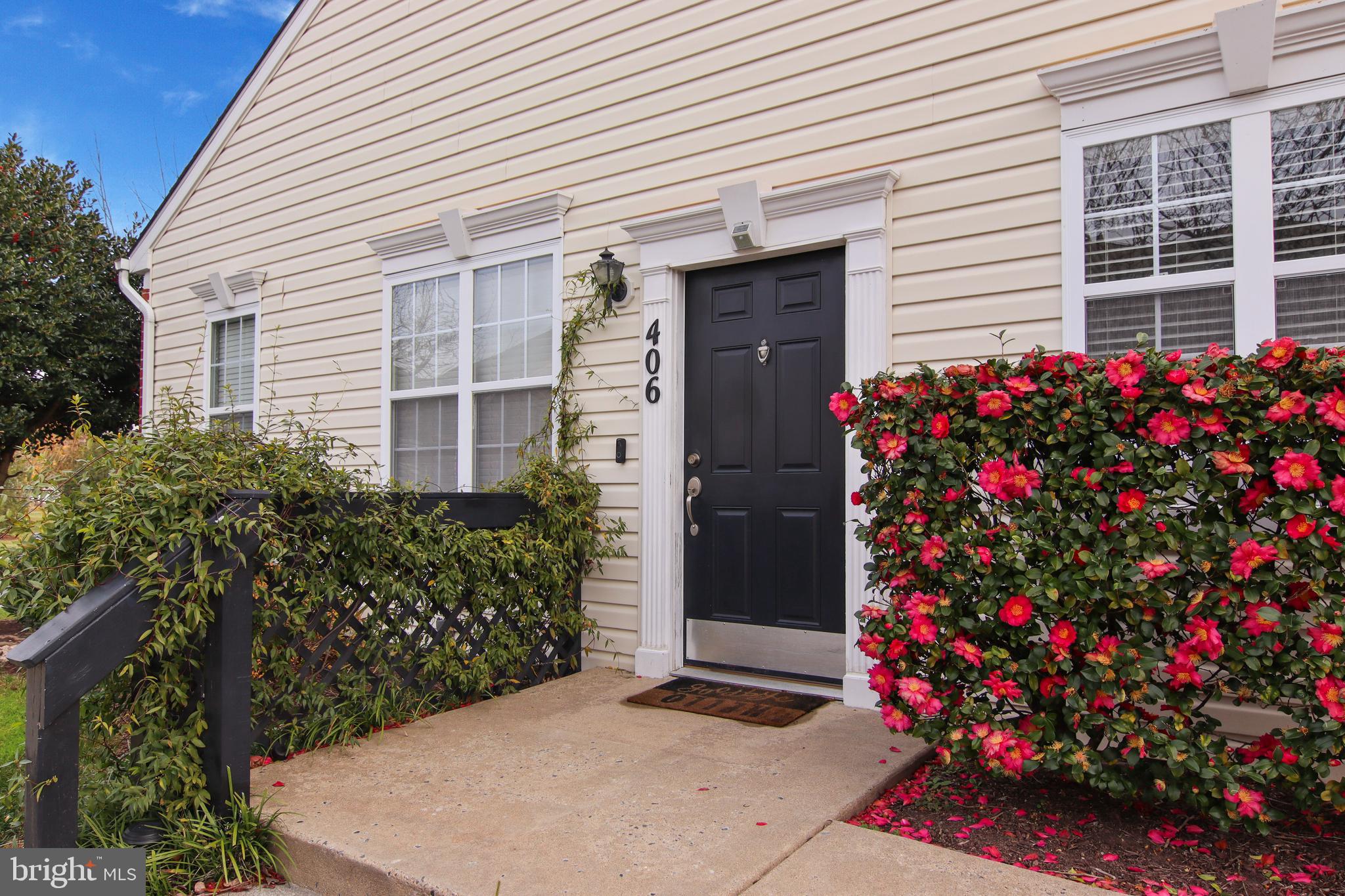DOUGLASS LANDING - Residential