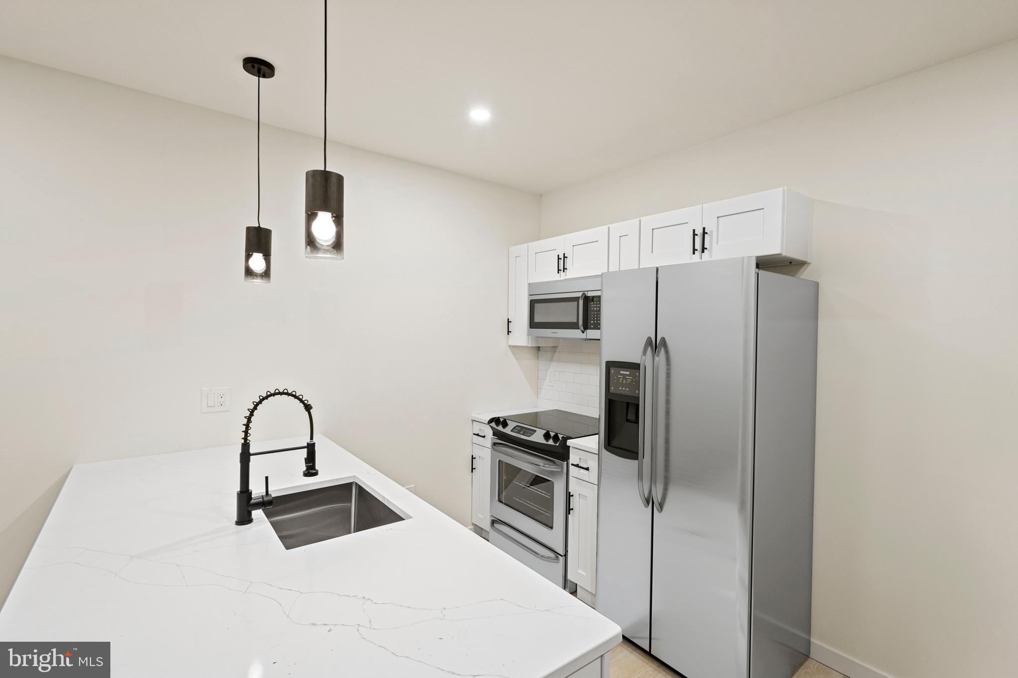 FAIRHILL - Residential Lease
