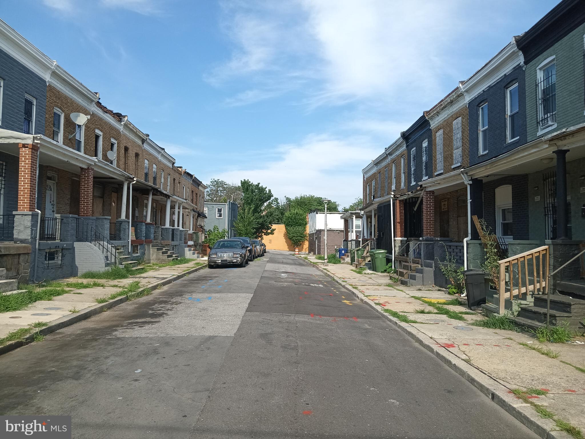 BROADWAY EAST - Residential