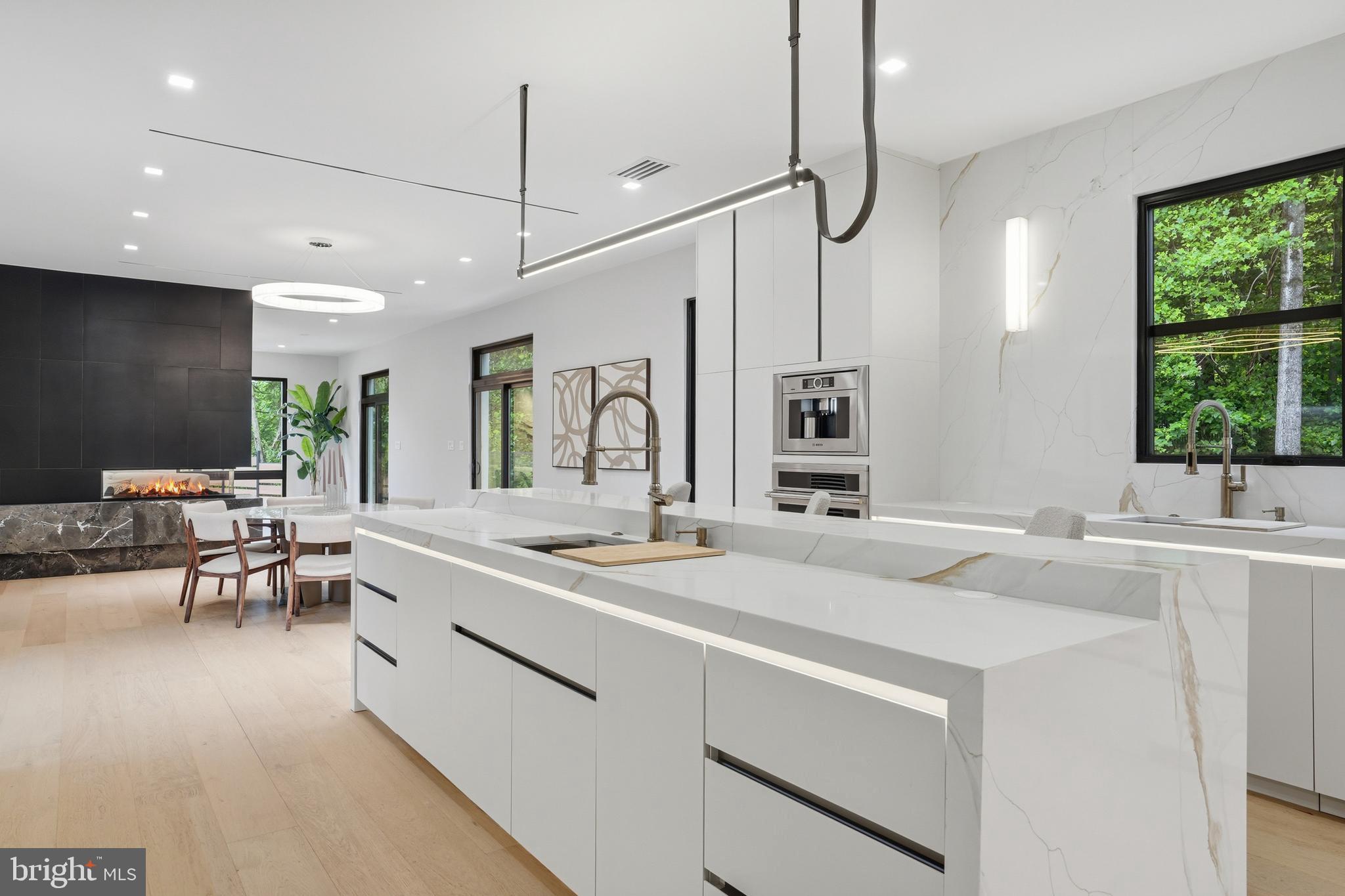 BASIL COURT - Residential