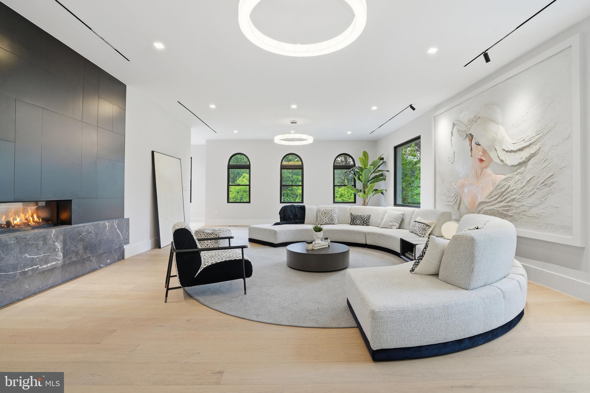 BASIL COURT - Residential