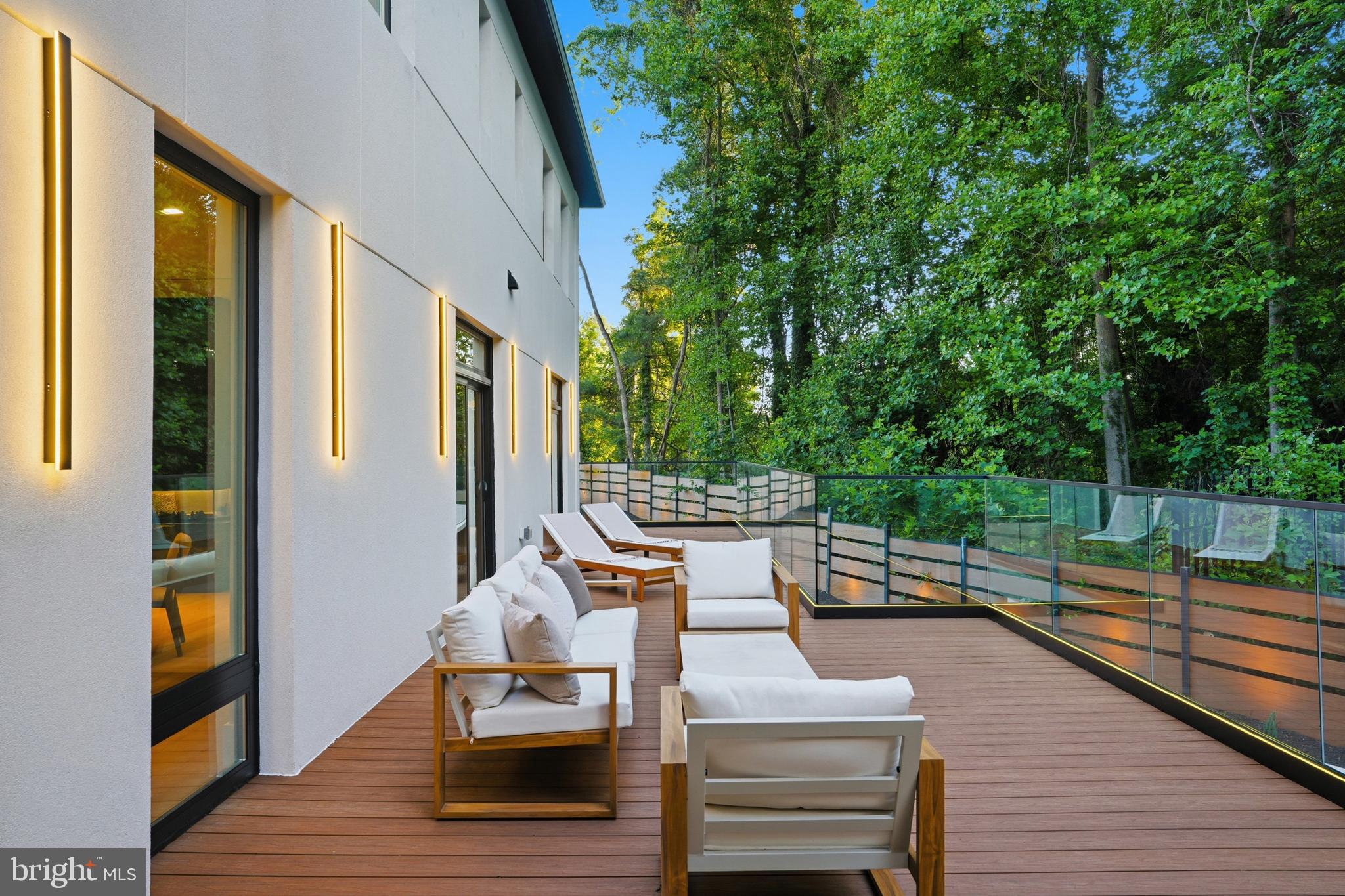 BASIL COURT - Residential
