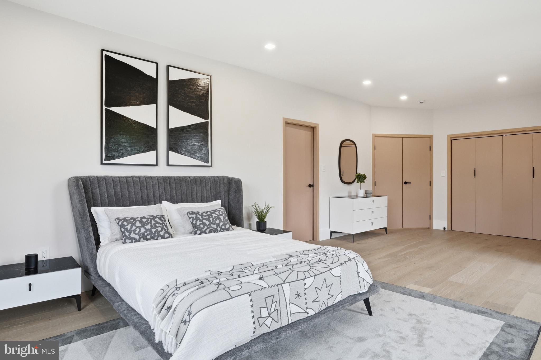 BASIL COURT - Residential