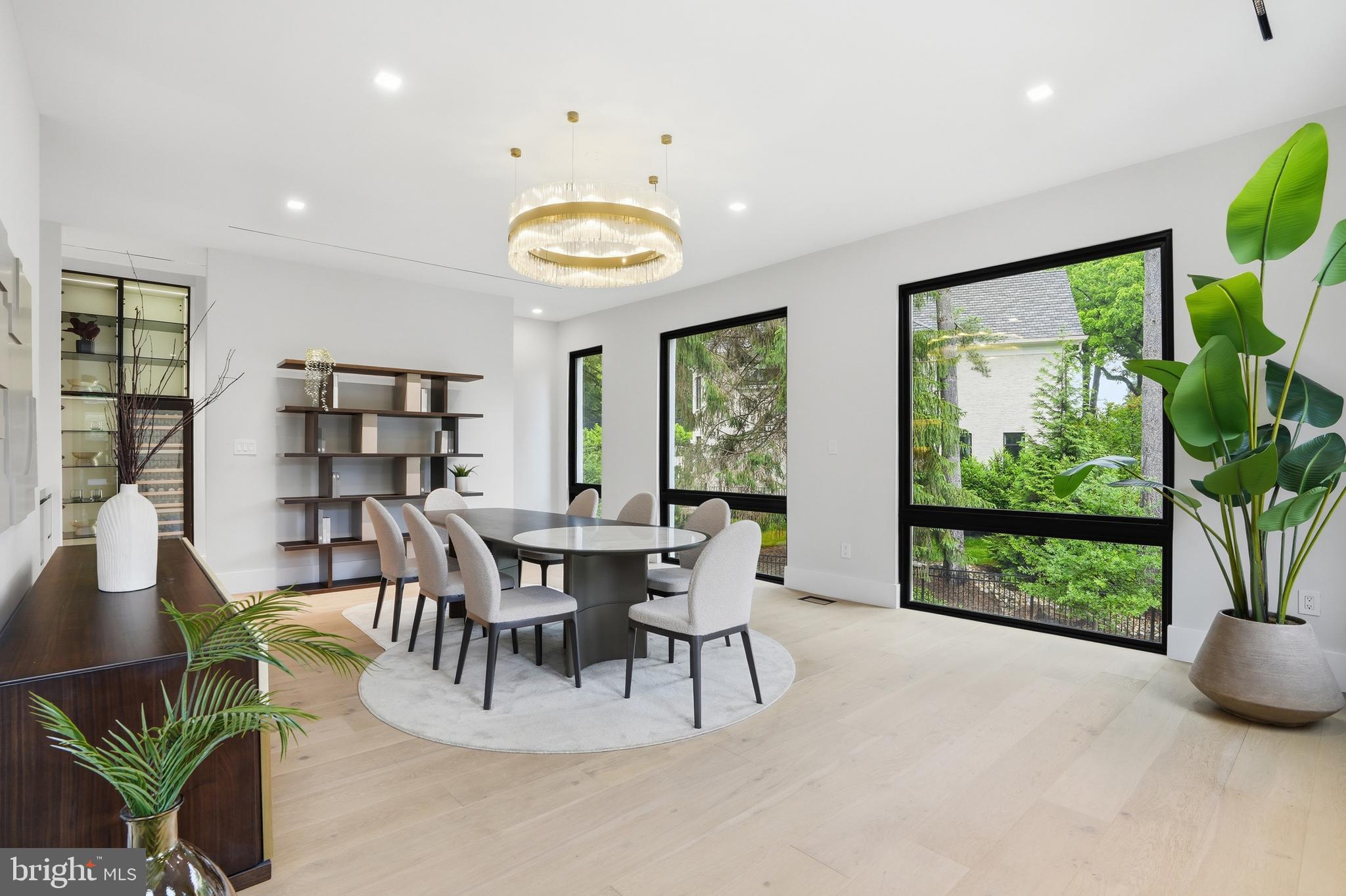 BASIL COURT - Residential