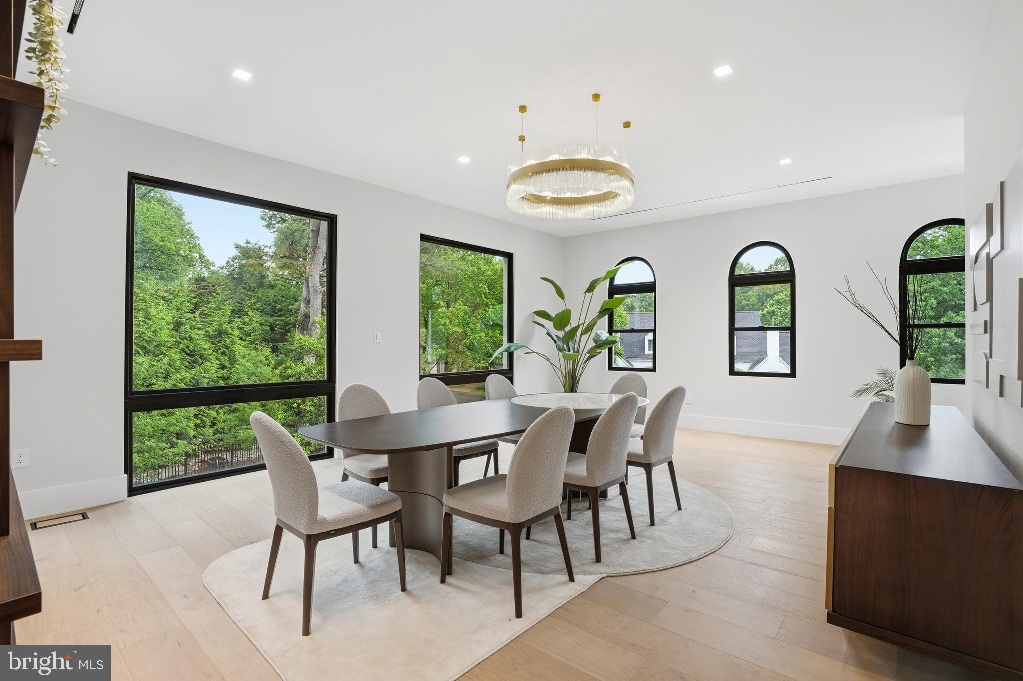 BASIL COURT - Residential