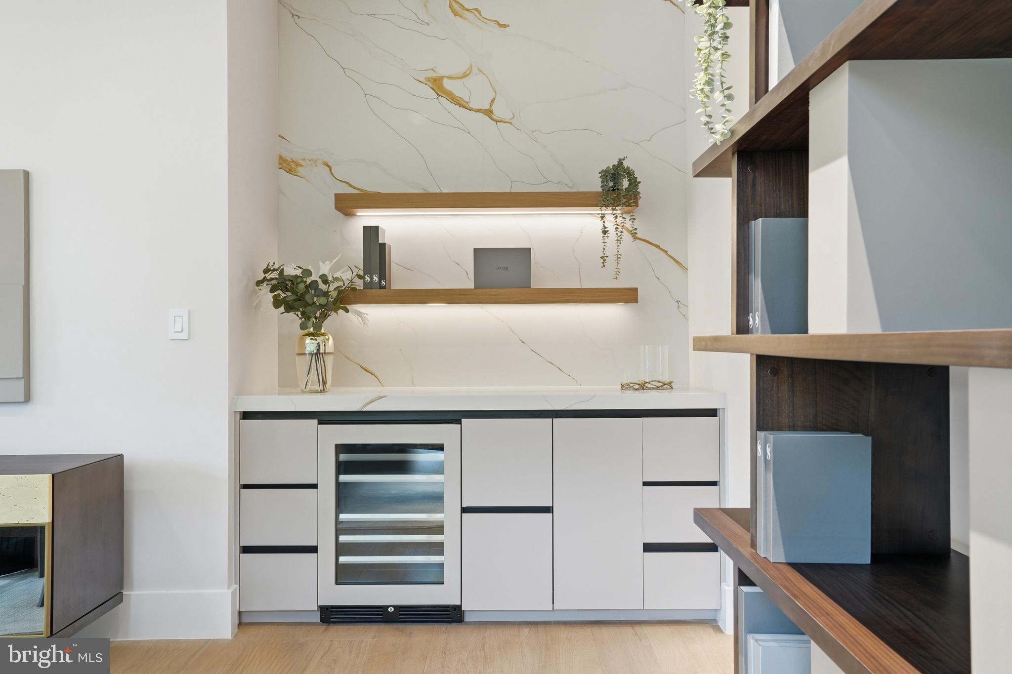 BASIL COURT - Residential
