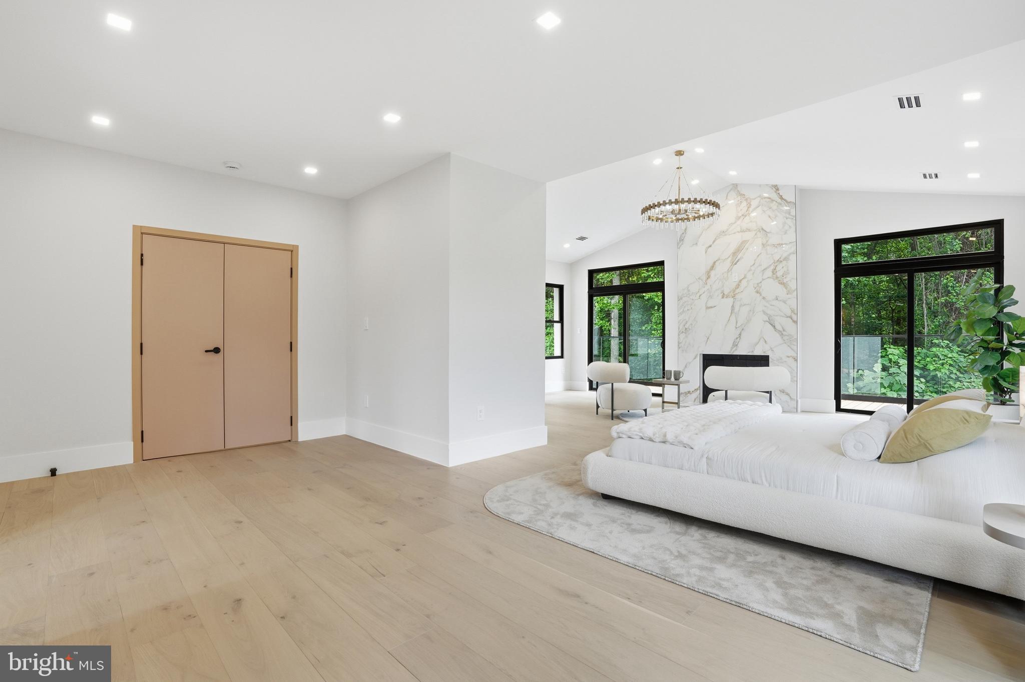 BASIL COURT - Residential
