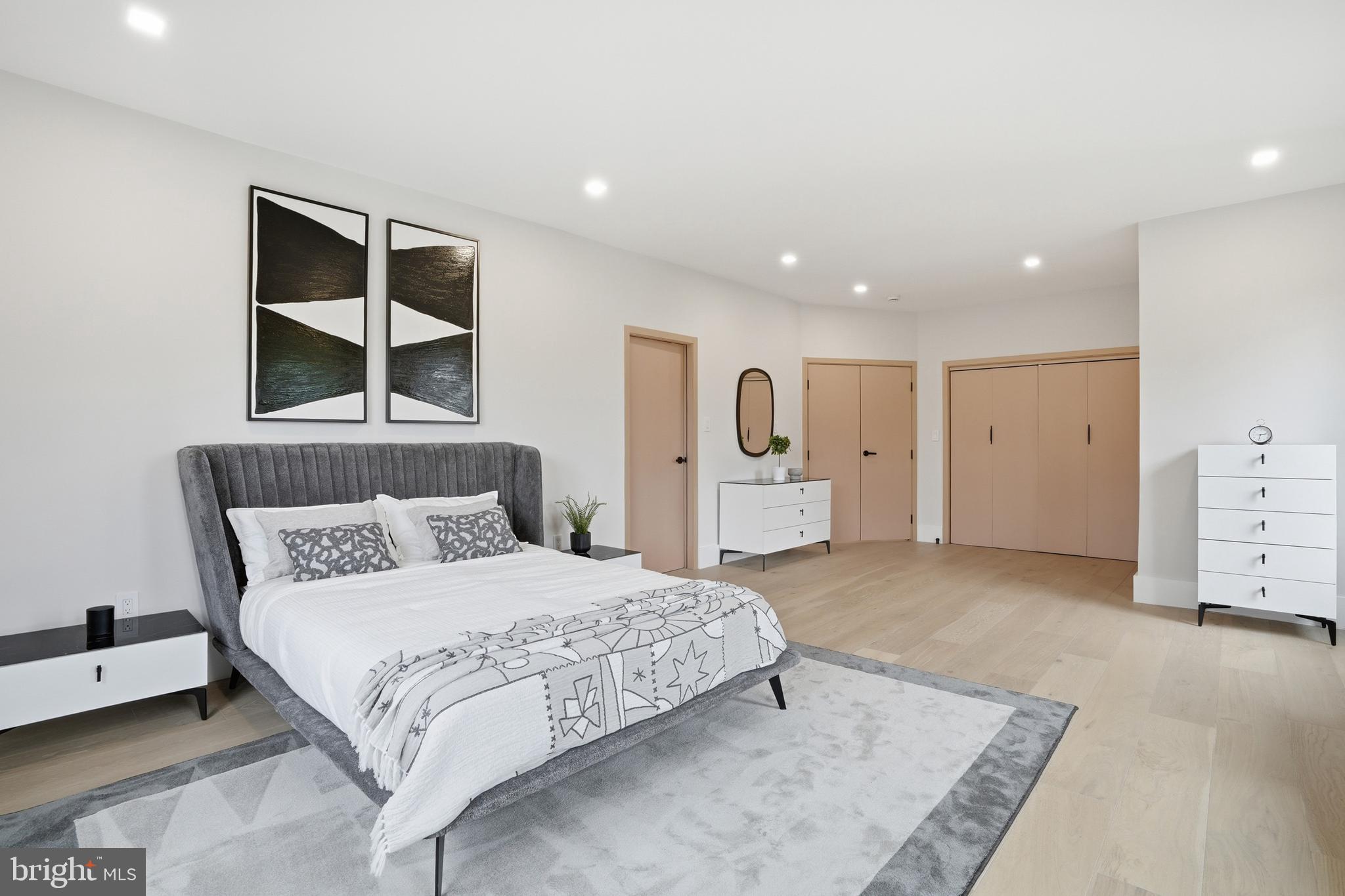 BASIL COURT - Residential