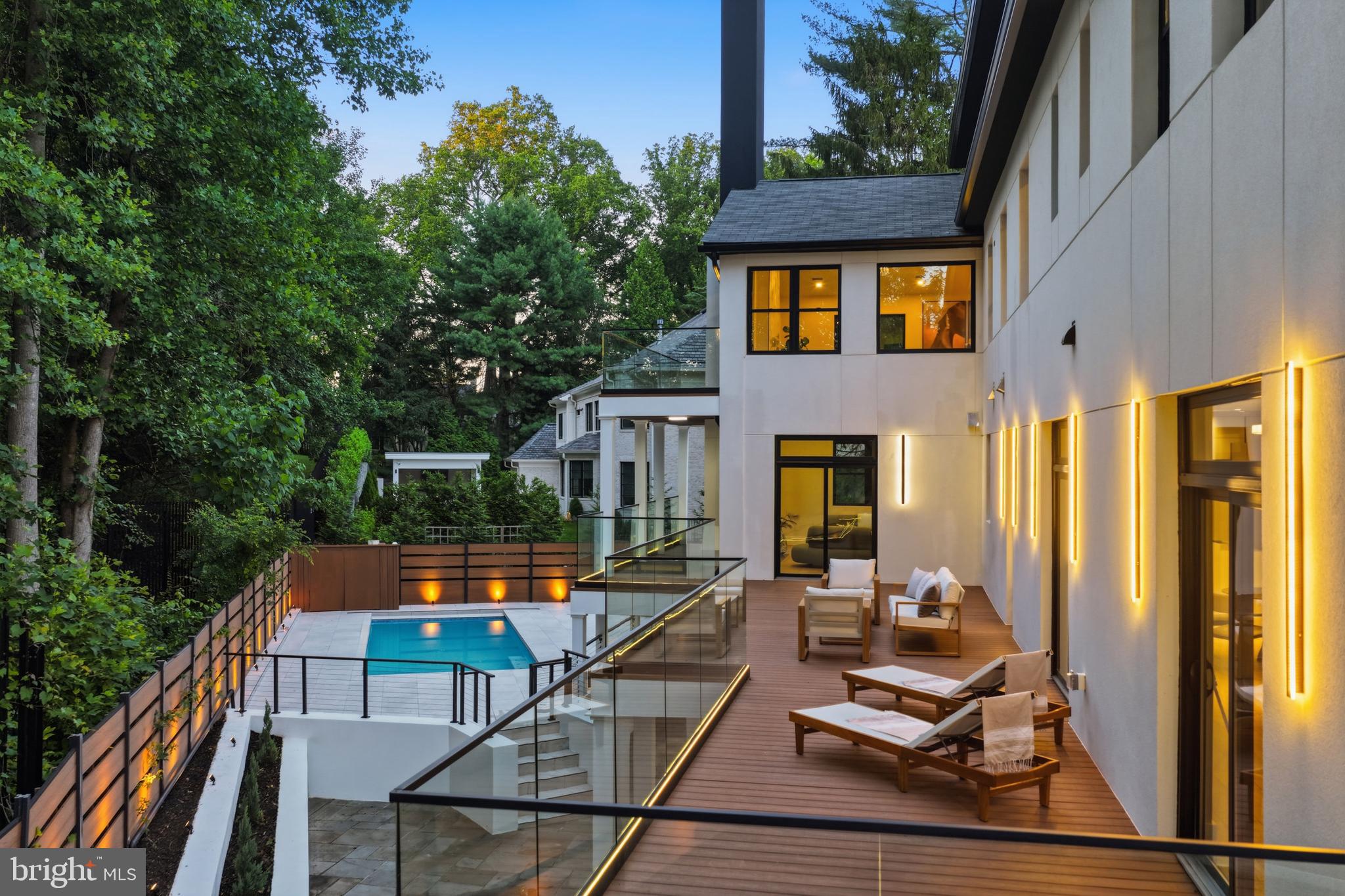 BASIL COURT - Residential