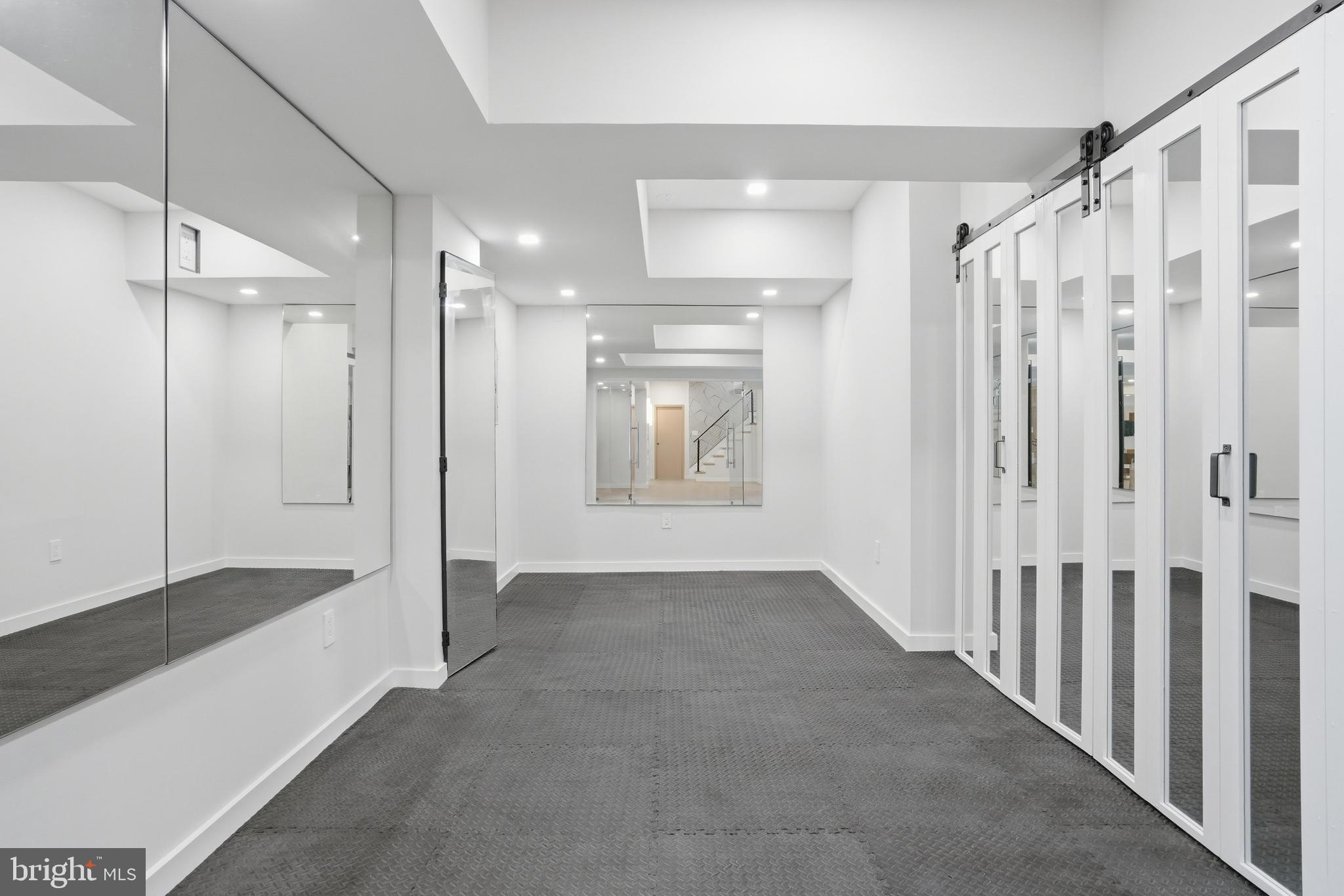 BASIL COURT - Residential