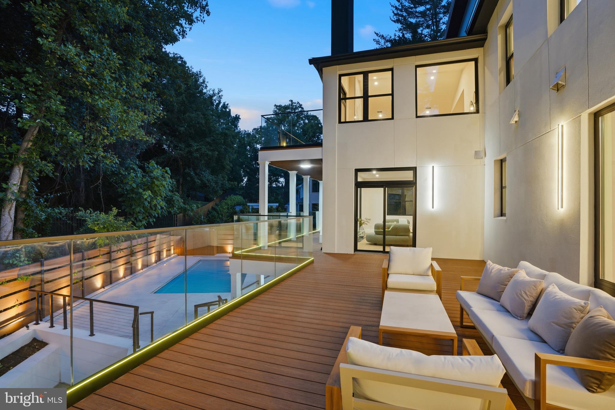 BASIL COURT - Residential